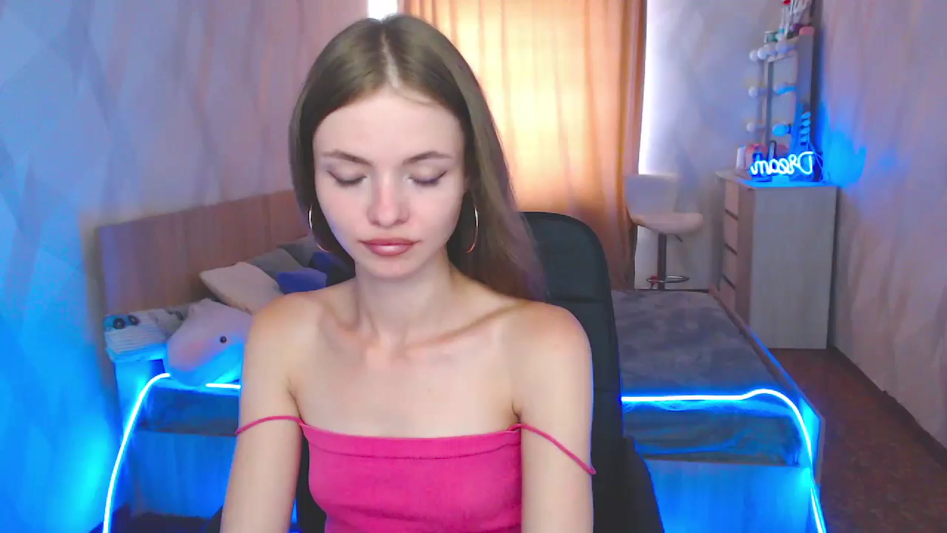 Gallery image thumbnail from Daniella___'s myfreecams stream on, 07/12/2024, 12:28 image 8 of 20