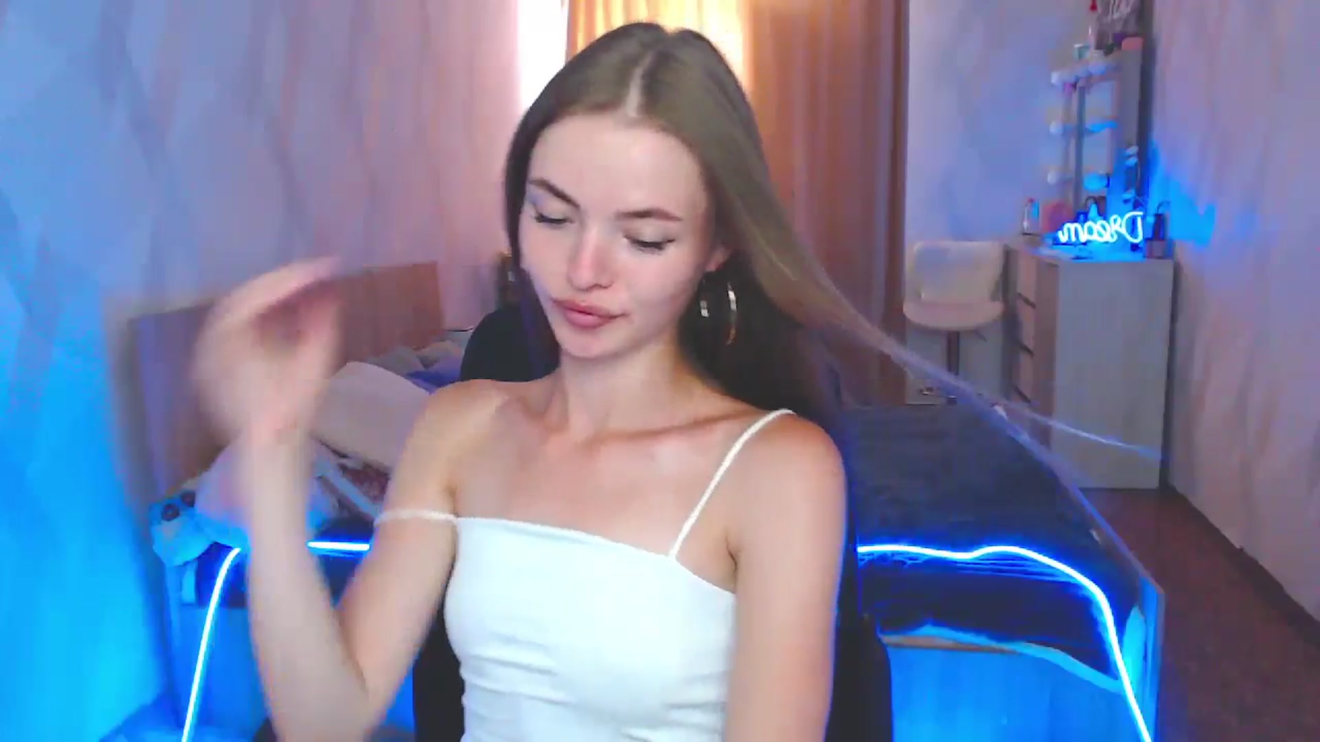 Gallery image thumbnail from Daniella___'s myfreecams stream on, 07/19/2024, 10:14 image 3 of 20