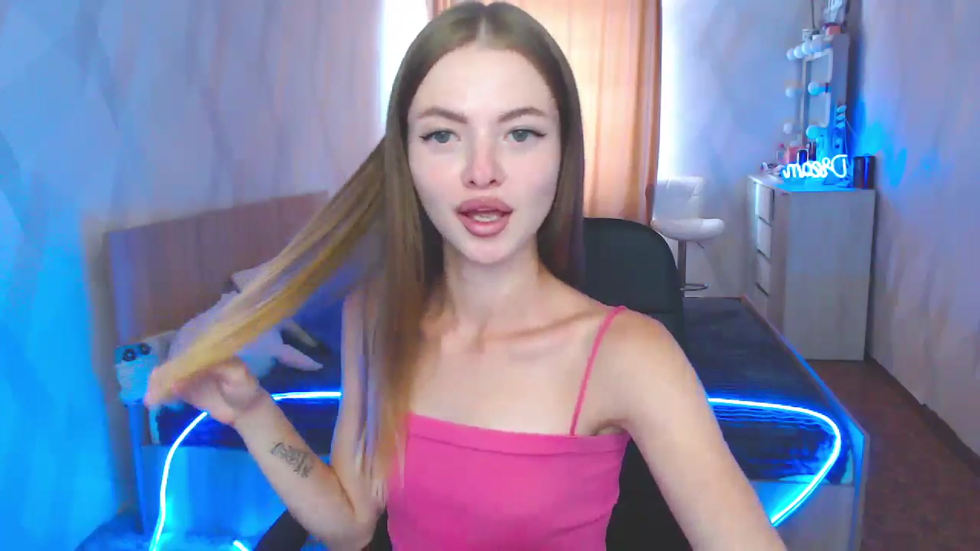 Gallery image thumbnail from Daniella___'s myfreecams stream on, 07/30/2024, 12:20 image 2 of 20