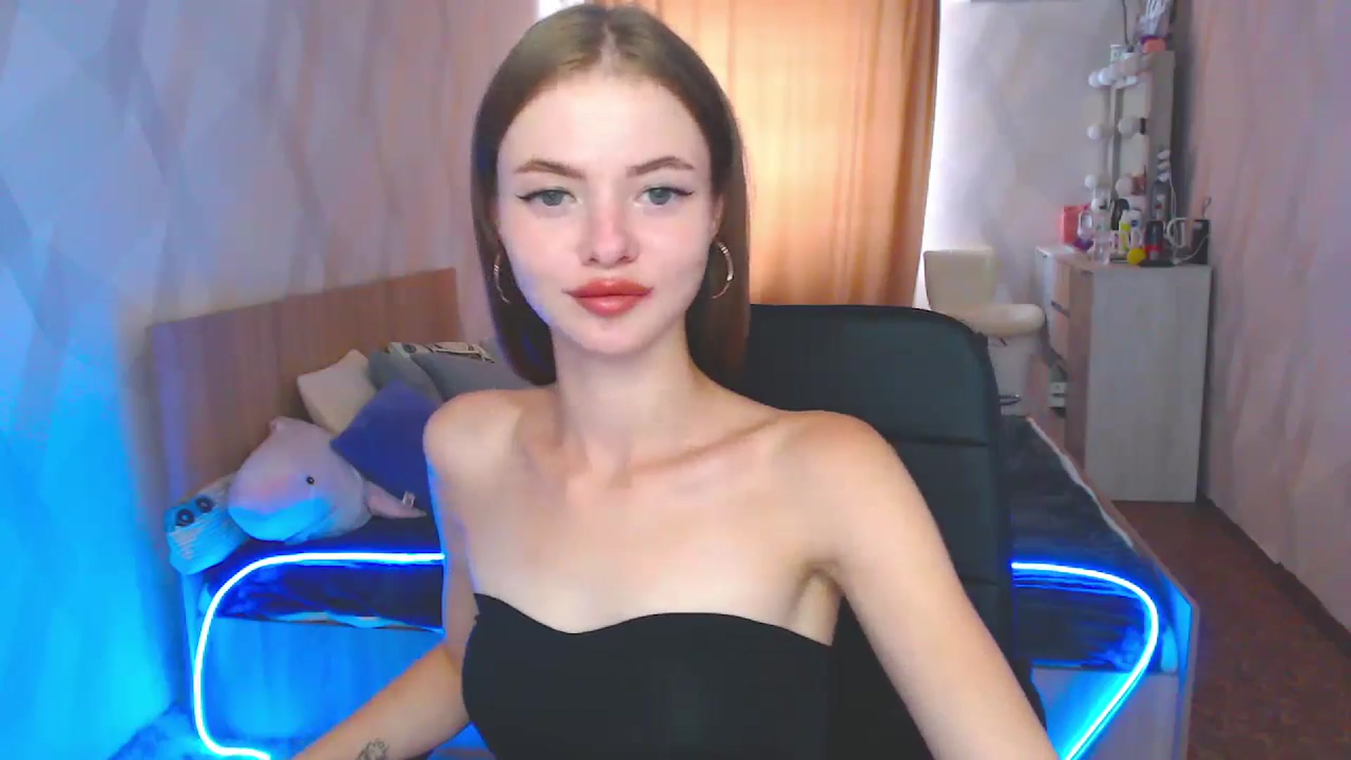 Gallery image thumbnail from Daniella___'s myfreecams stream on, 08/05/2024, 13:29 image 7 of 20
