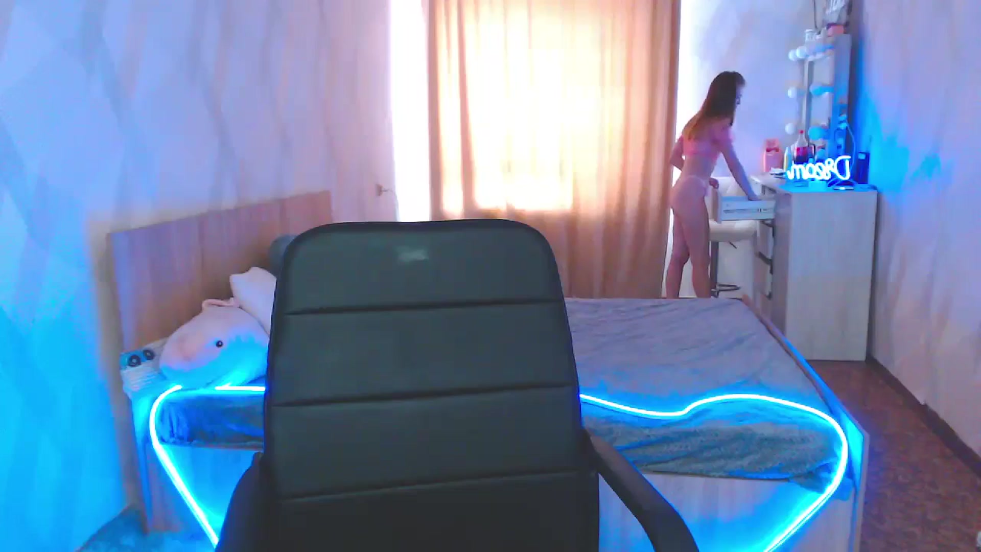 Gallery image thumbnail from Daniella___'s myfreecams stream on, 08/14/2024, 12:05 image 18 of 20