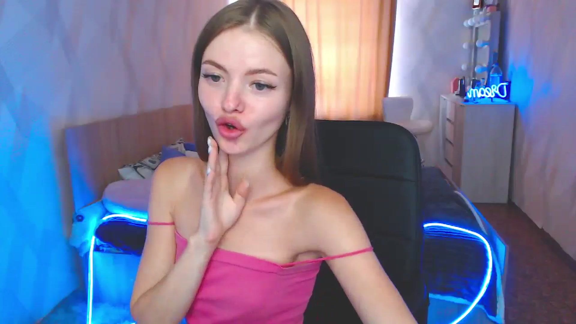 Gallery image thumbnail from Daniella___'s myfreecams stream on, 08/20/2024, 12:44 image 12 of 20