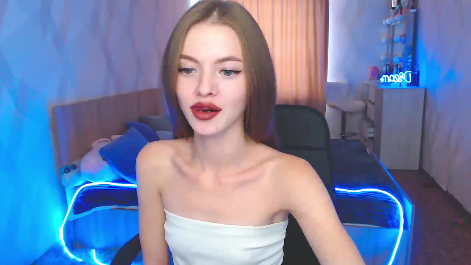 Gallery image thumbnail from Daniella___'s myfreecams stream on, 10/29/2024, 11:45 image 11 of 20