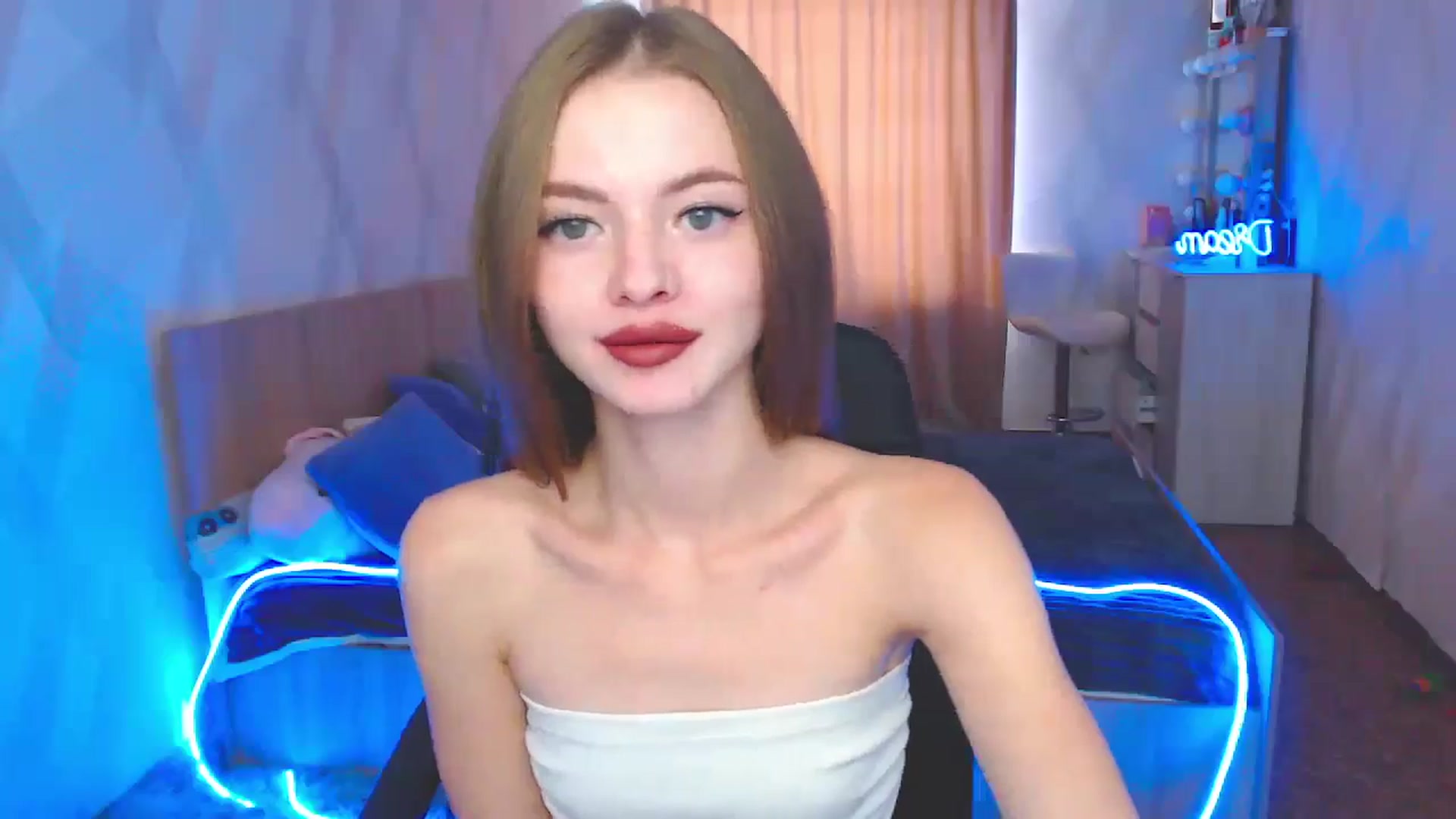 Gallery image thumbnail from Daniella___'s myfreecams stream on, 10/29/2024, 11:45 image 12 of 20