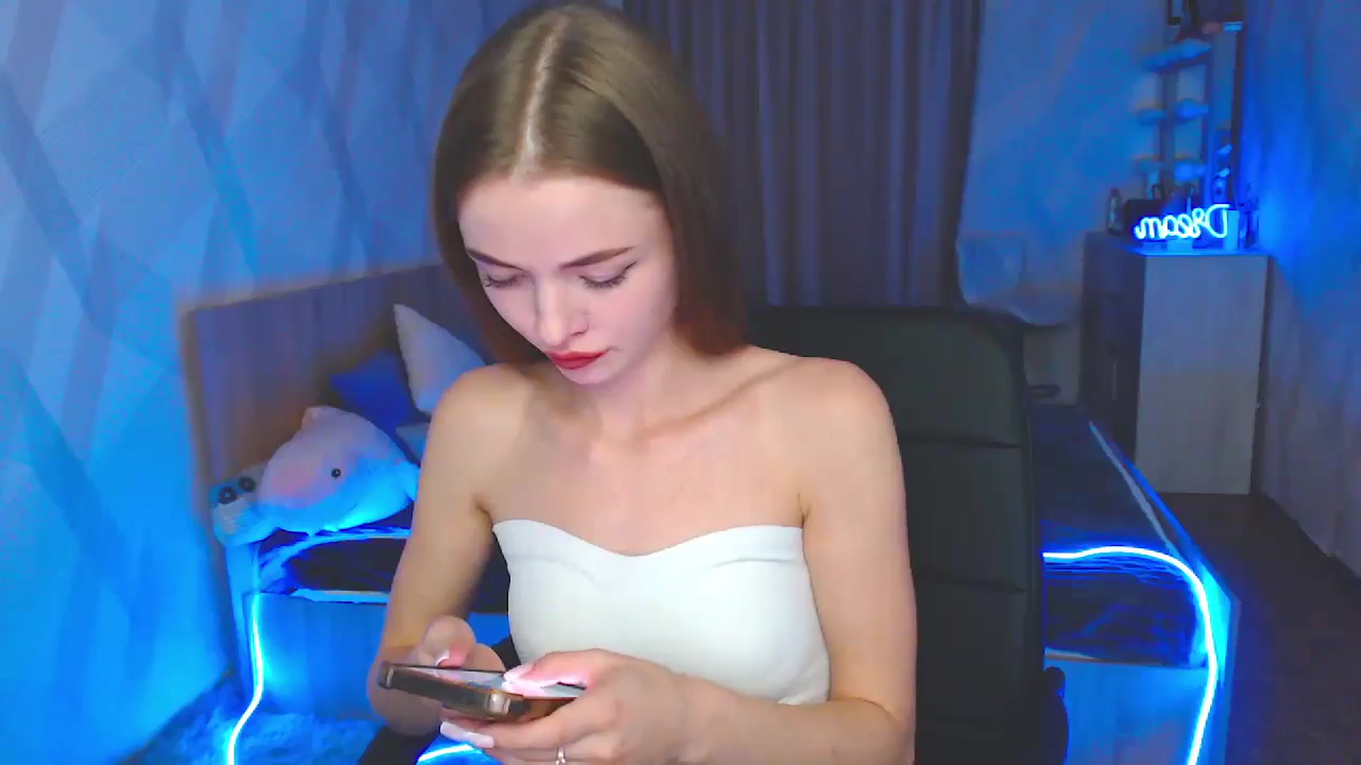 Gallery image thumbnail from Daniella___'s myfreecams stream on, 11/01/2024, 13:27 image 13 of 20
