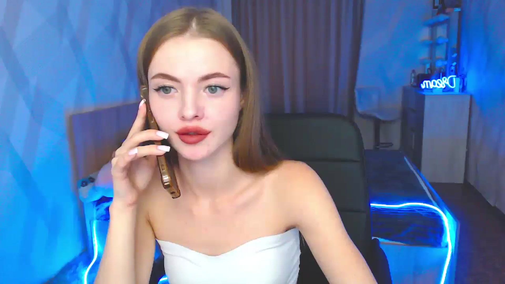 Gallery image thumbnail from Daniella___'s myfreecams stream on, 11/01/2024, 13:27 image 2 of 20