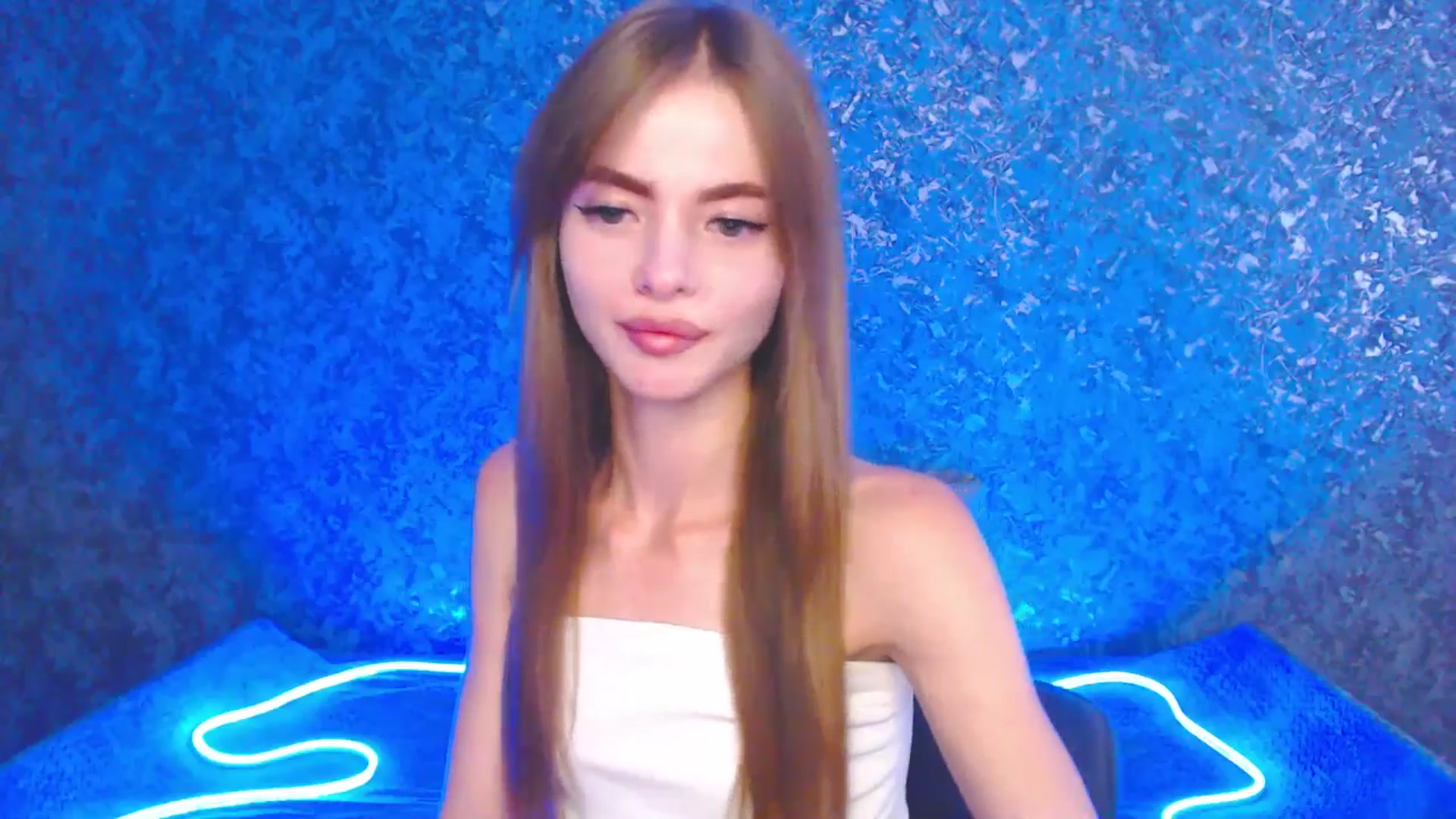 Gallery image thumbnail from Daniella___'s myfreecams stream on, 09/08/2025, 12:08 image 17 of 20