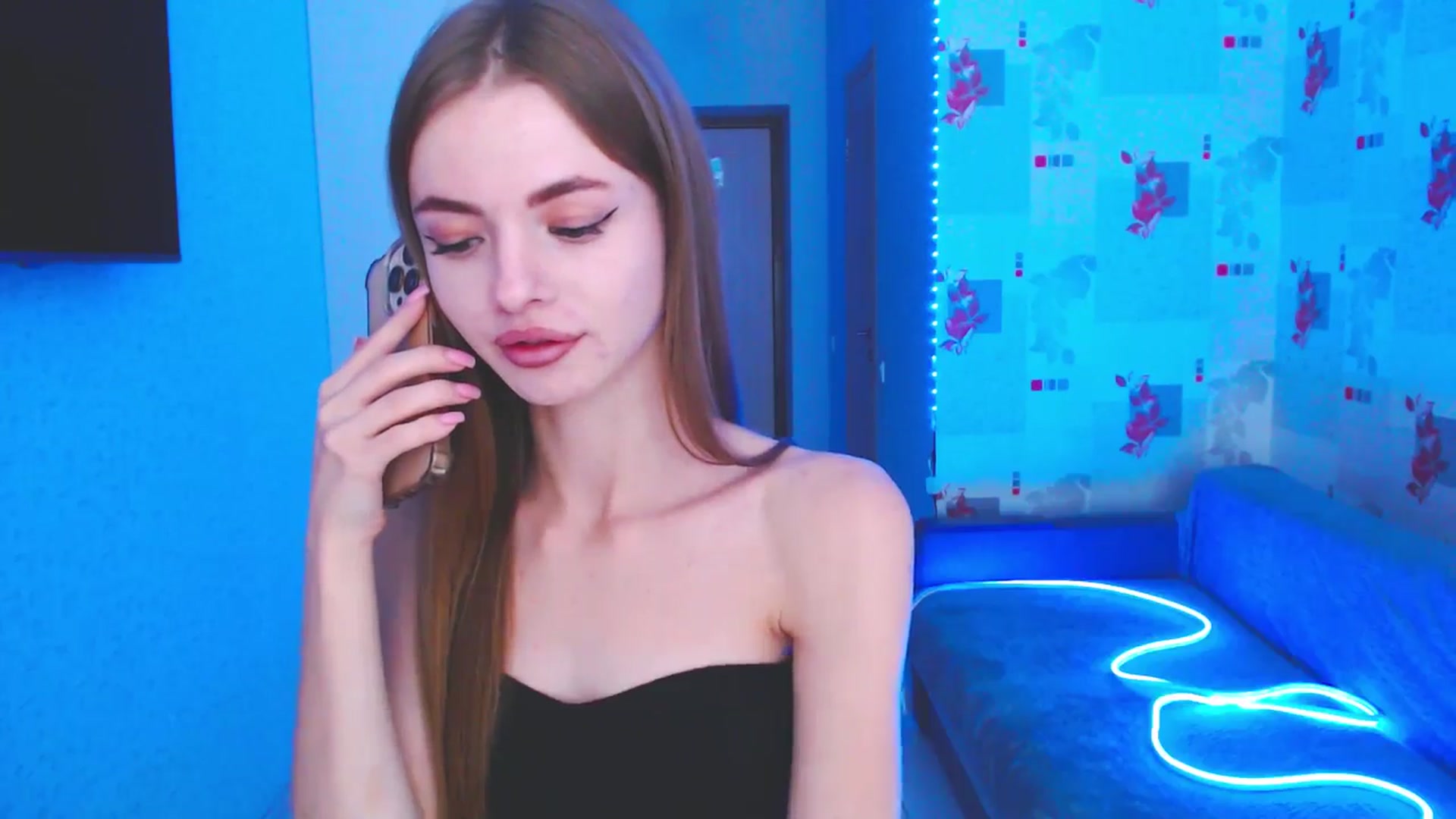 Gallery image thumbnail from Daniella___'s myfreecams stream on, 11/14/2025, 12:21 image 8 of 20