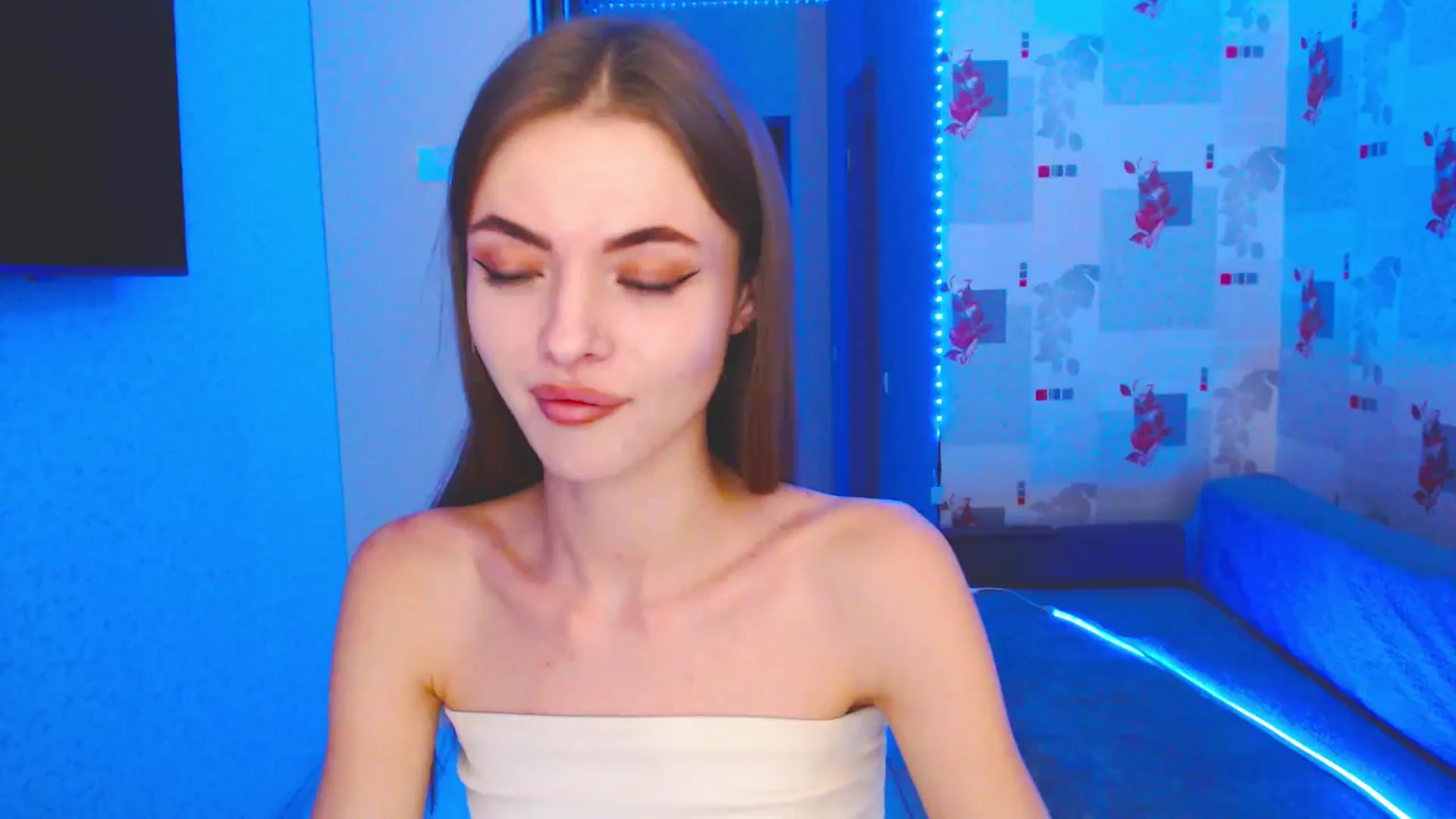 Gallery image thumbnail from Daniella___'s myfreecams stream on, 11/25/2025, 14:43 image 10 of 20