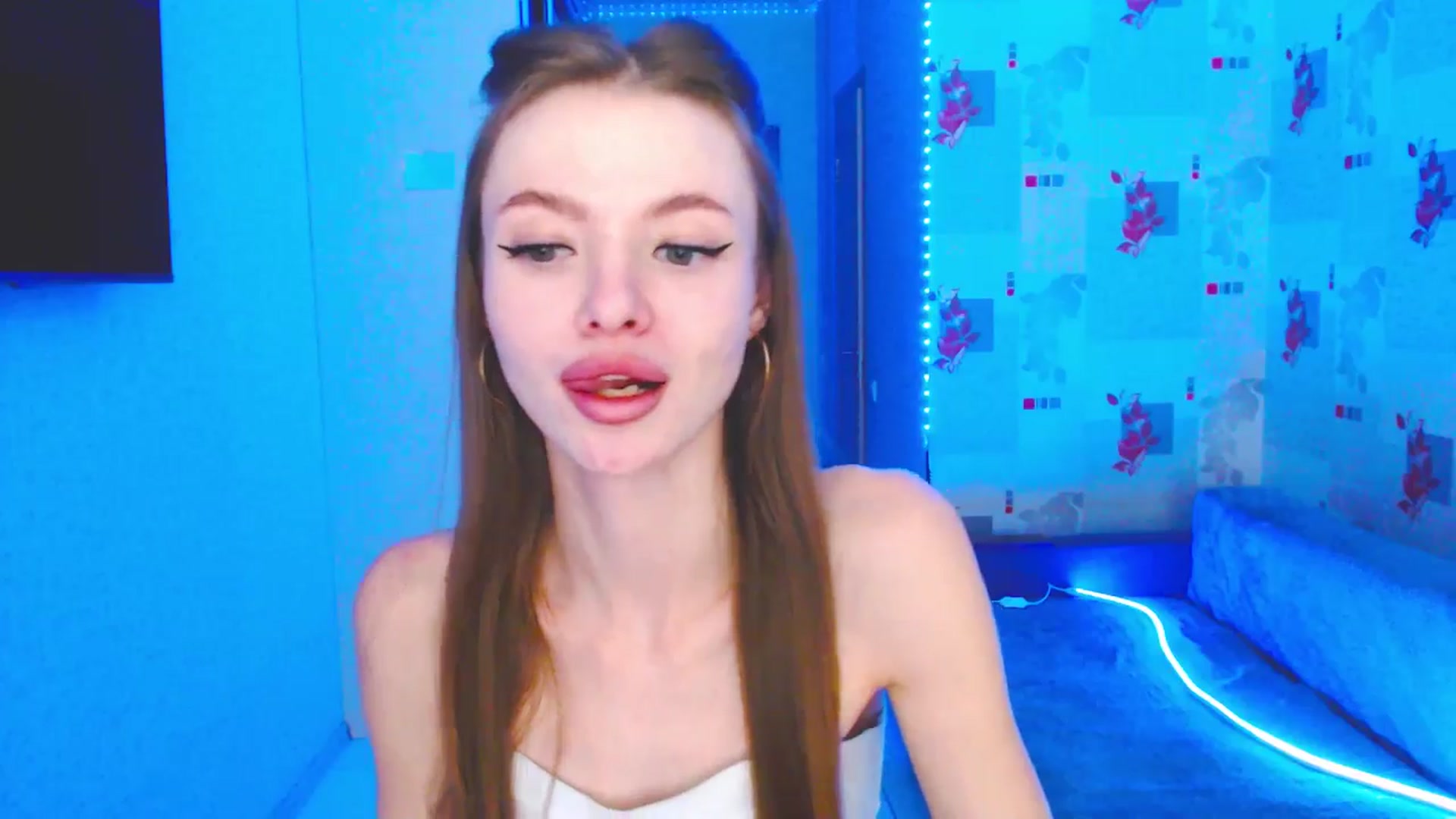 Gallery image thumbnail from Daniella___'s myfreecams stream on, 12/19/2025, 13:44 image 10 of 20