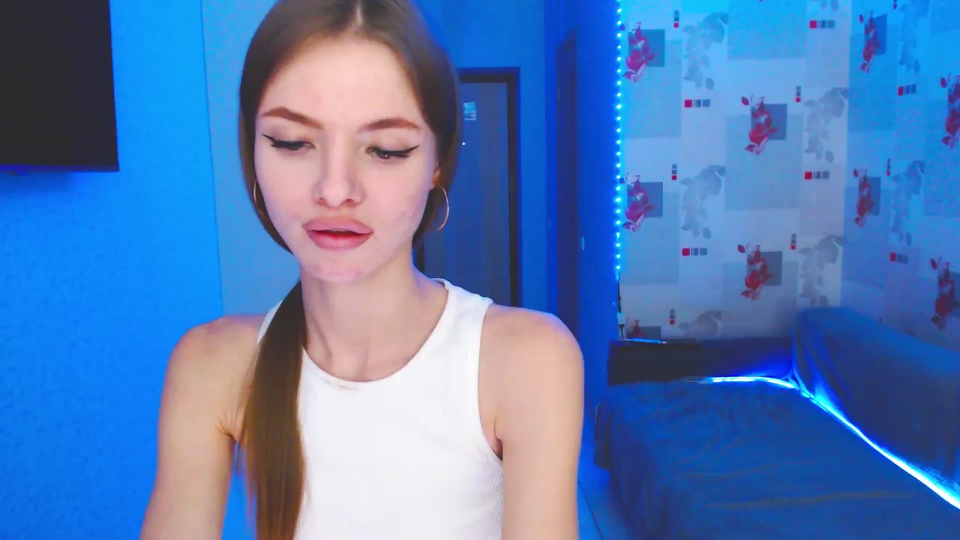 Gallery image thumbnail from Daniella___'s myfreecams stream on, 12/21/2025, 14:33 image 9 of 20