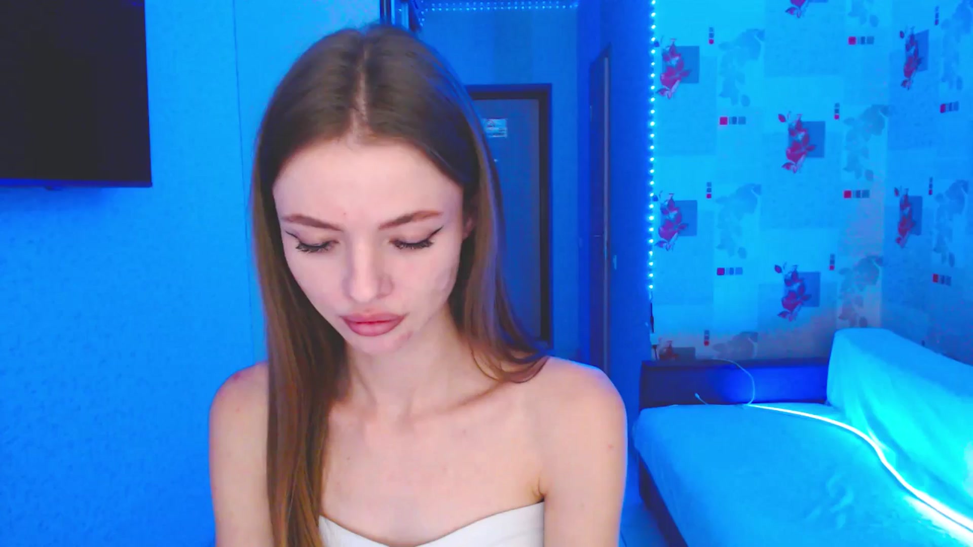 Gallery image thumbnail from Daniella___'s myfreecams stream on, 01/10/2026, 14:14 image 9 of 20