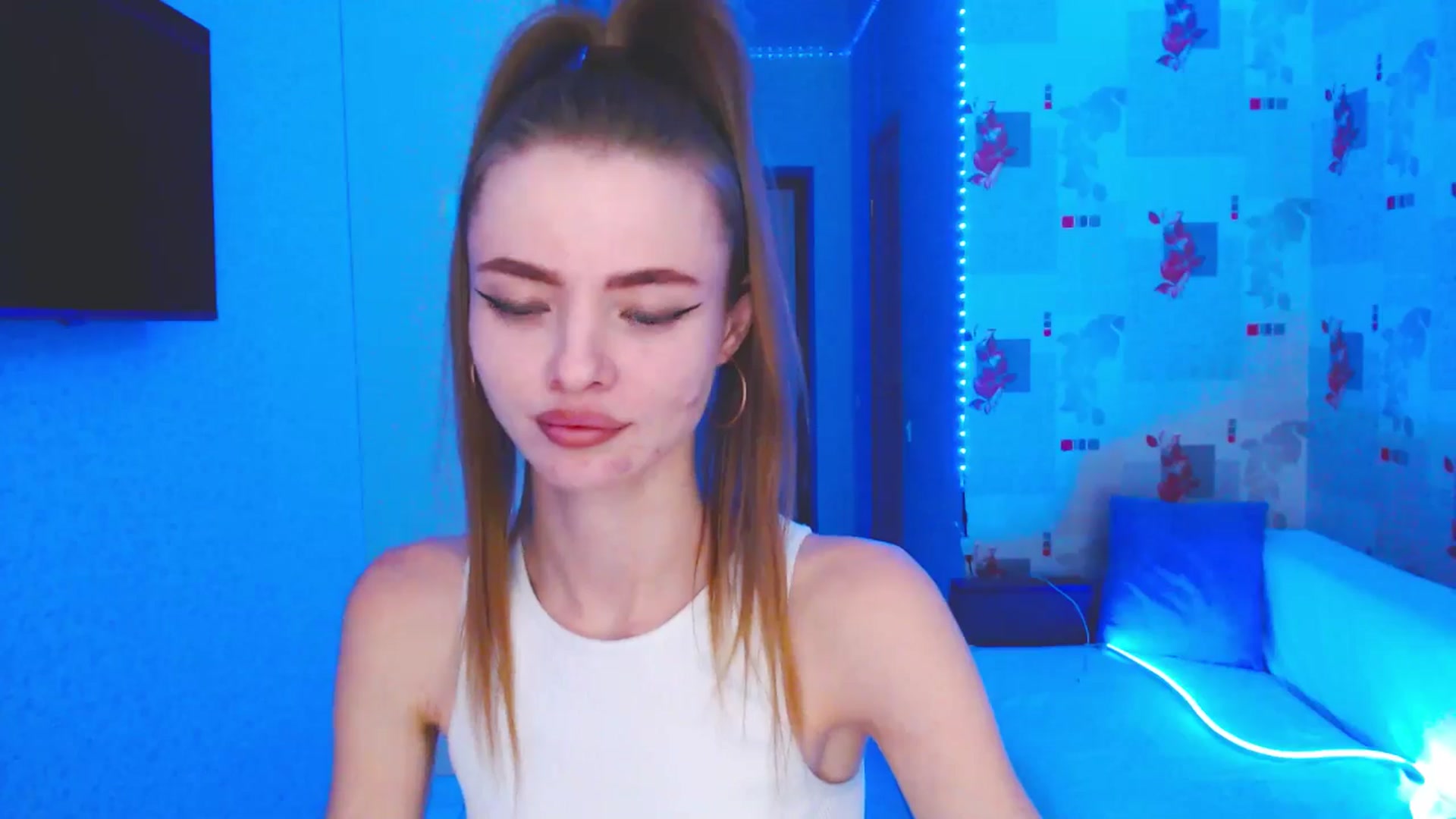 Gallery image thumbnail from Daniella___'s myfreecams stream on, 01/12/2026, 14:22 image 6 of 20