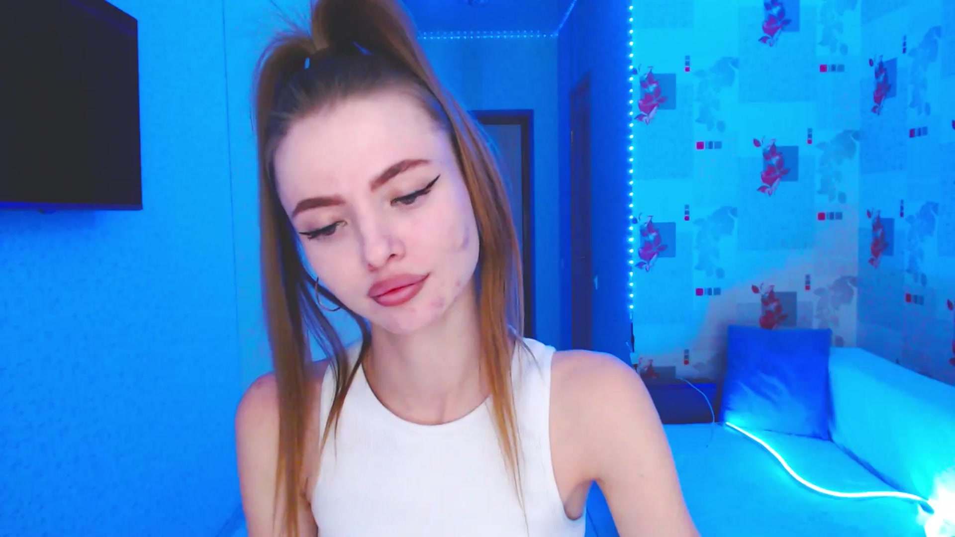 Gallery image thumbnail from Daniella___'s myfreecams stream on, 01/12/2026, 14:22 image 3 of 20