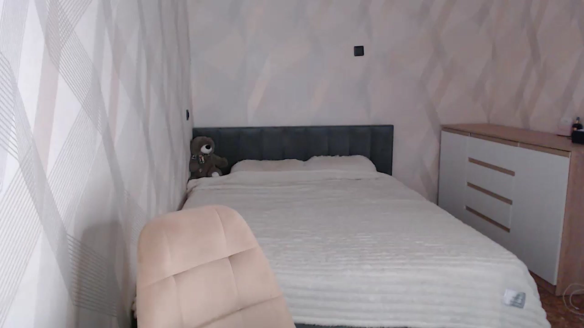 Gallery image thumbnail from Daniella___'s myfreecams stream on, 09/07/2026, 09:47 image 19 of 20