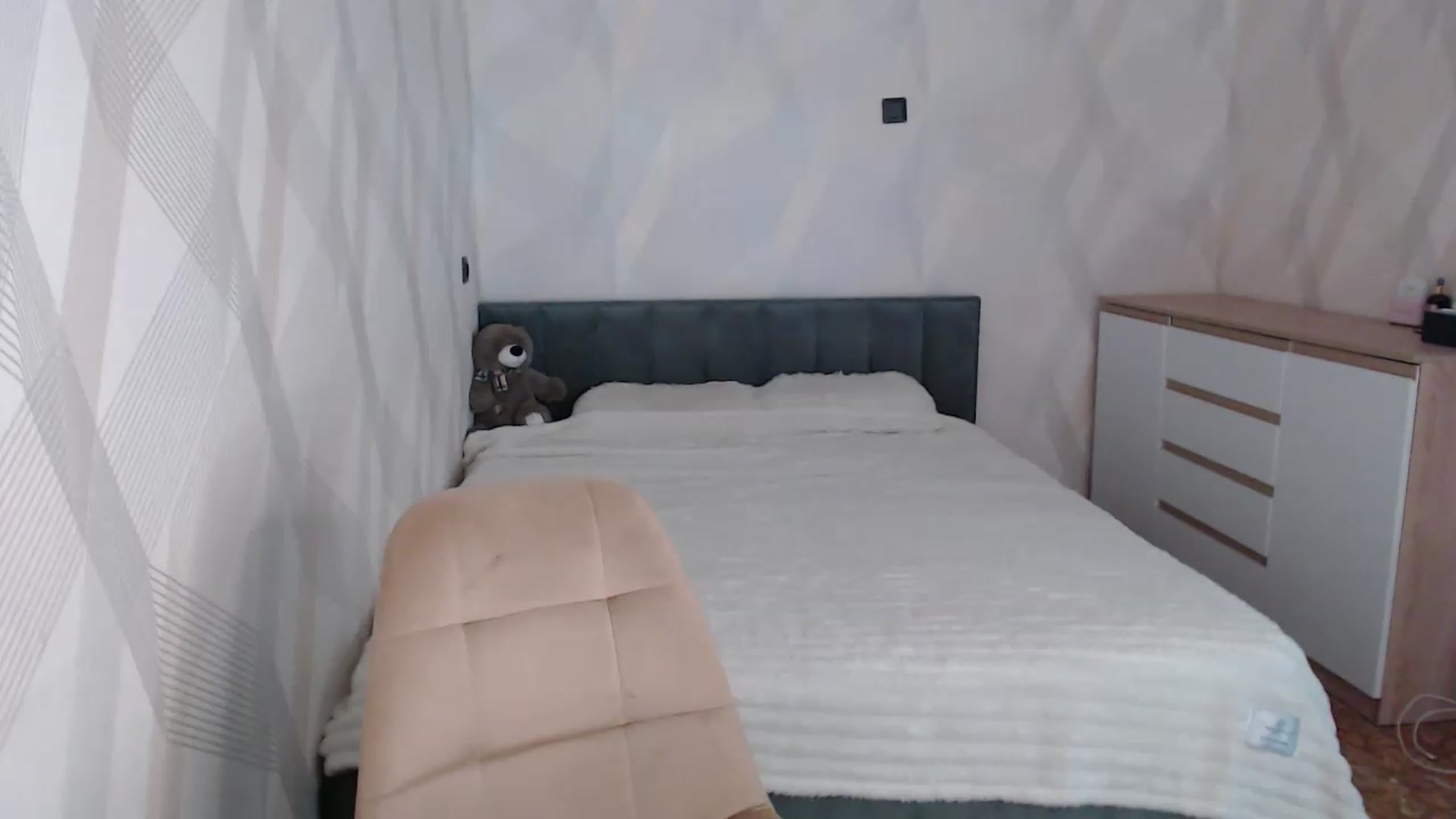 Gallery image thumbnail from Daniella___'s myfreecams stream on, 09/08/2026, 10:38 image 11 of 20