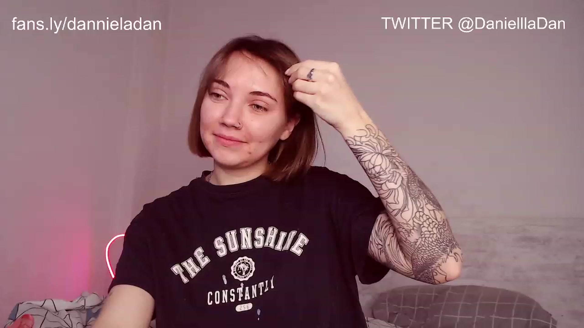 Gallery image thumbnail from Danielladan's myfreecams stream on, 11/24/2022, 09:46 image 17 of 20