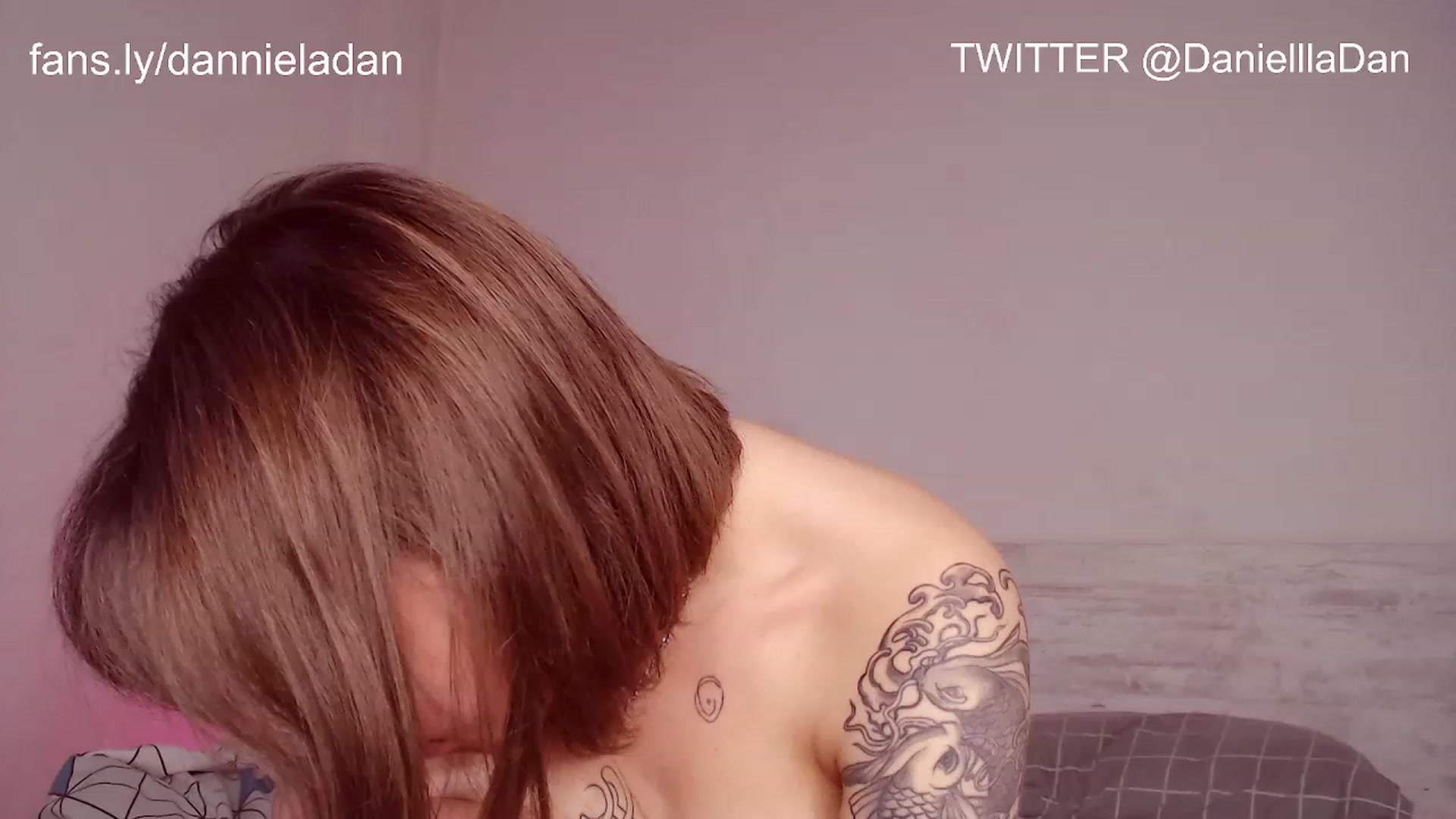 Gallery image thumbnail from Danielladan's myfreecams stream on, 11/24/2022, 09:46 image 8 of 20