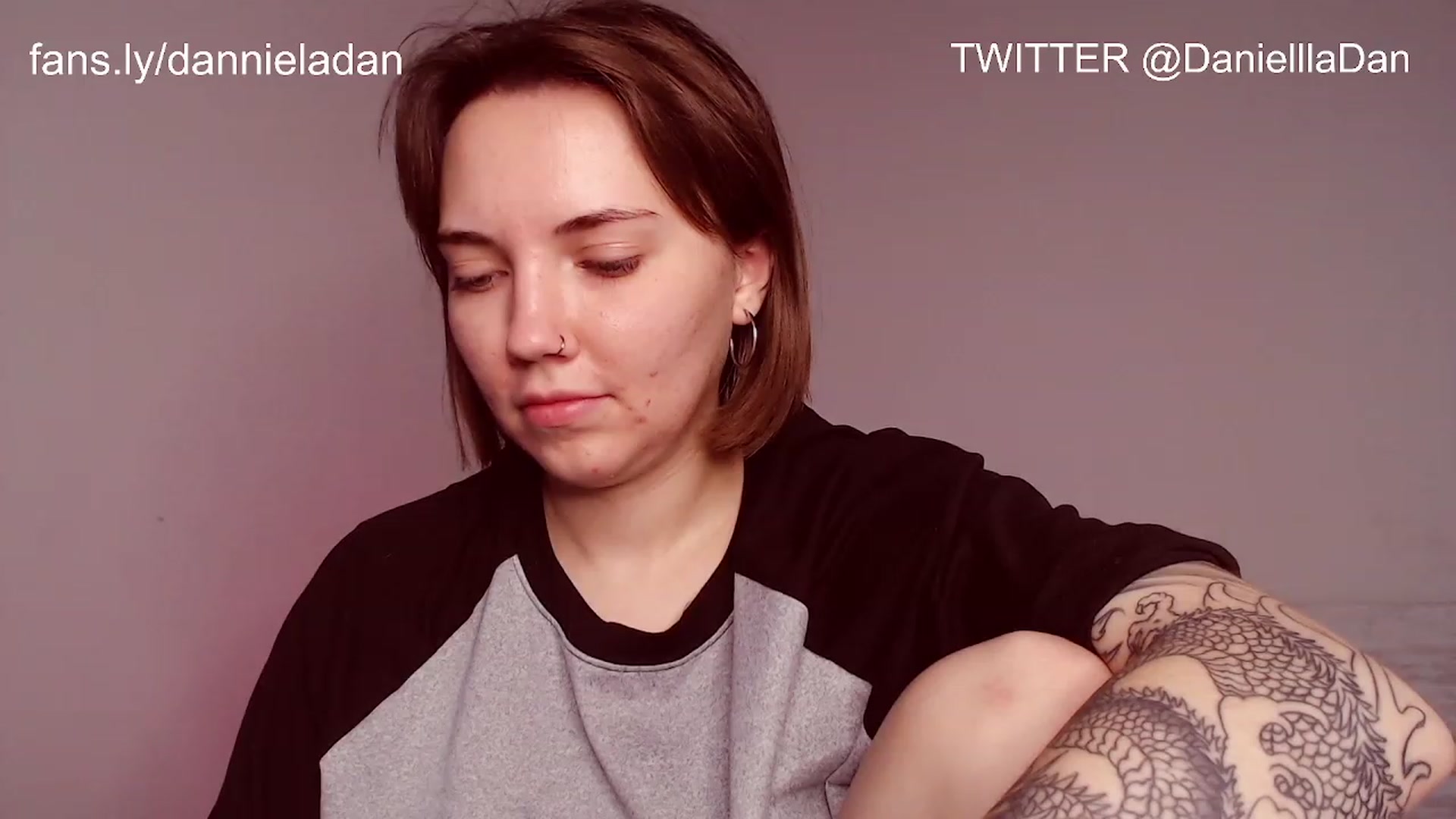 Gallery image thumbnail from Danielladan's myfreecams stream on, 11/26/2022, 09:19 image 10 of 20