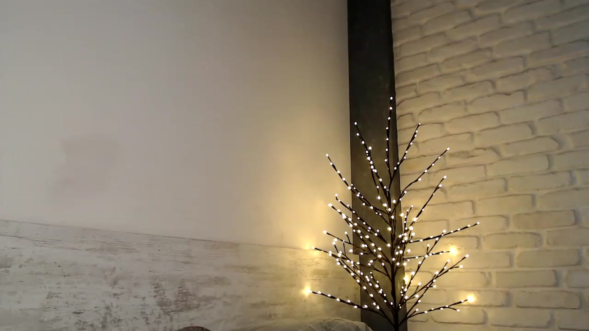 Gallery image thumbnail from Danielladan's myfreecams stream on, 12/15/2022, 12:11 image 6 of 20