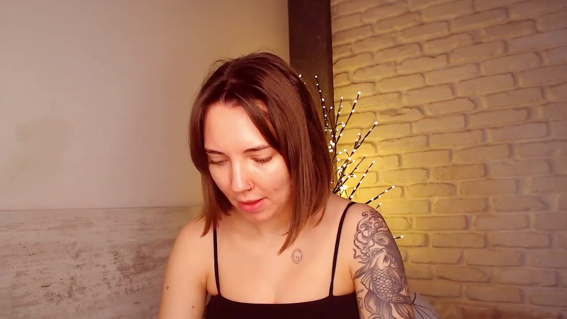Gallery image thumbnail from Danielladan's myfreecams stream on, 01/07/2023, 09:01 image 1 of 20