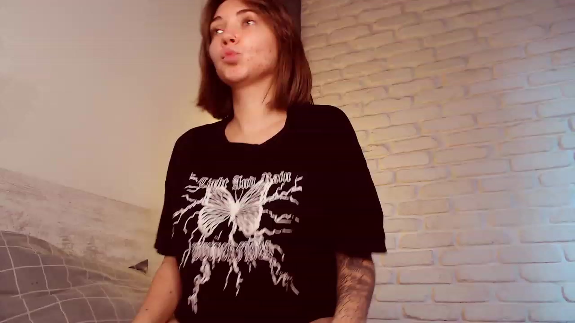 Gallery image thumbnail from Danielladan's myfreecams stream on, 01/18/2023, 11:32 image 7 of 20