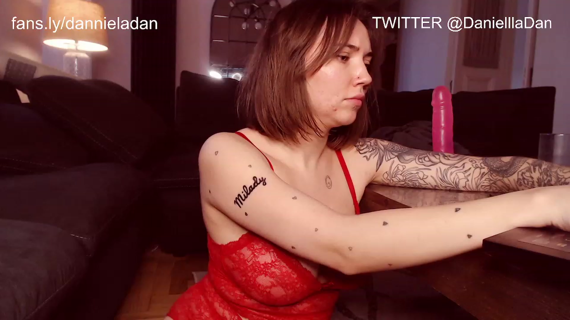 Gallery image thumbnail from Danielladan's myfreecams stream on, 01/23/2023, 12:35 image 16 of 20