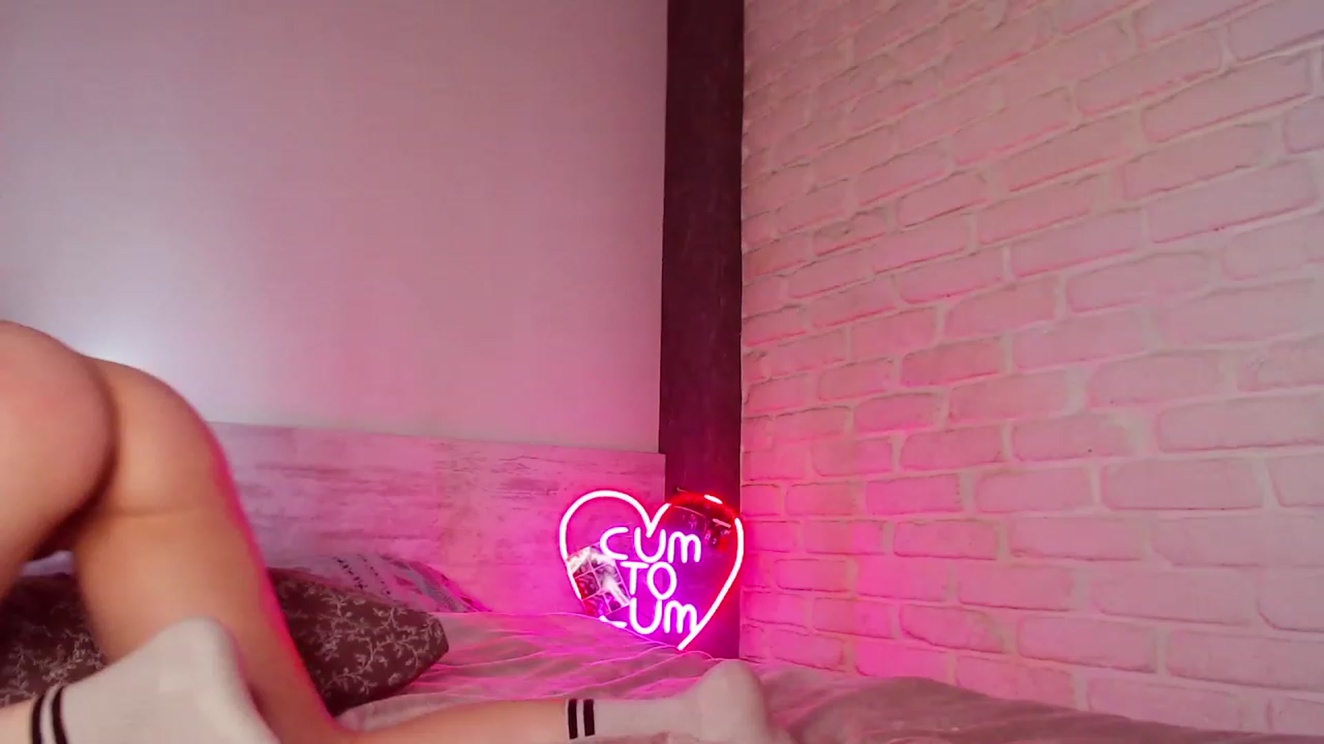 Gallery image thumbnail from Danielladan's myfreecams stream on, 02/15/2023, 13:14 image 3 of 20