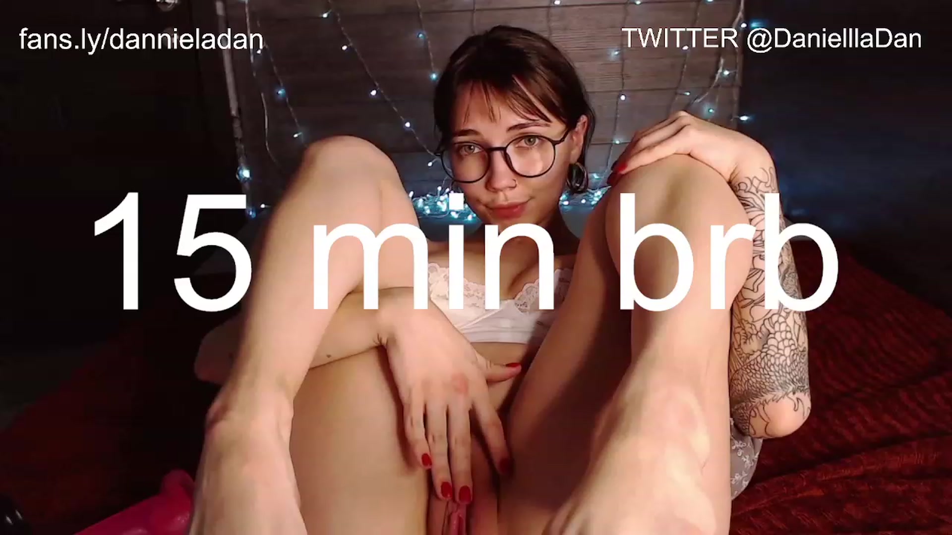 Gallery image thumbnail from Danielladan's myfreecams stream on, 03/13/2023, 07:20 image 4 of 20