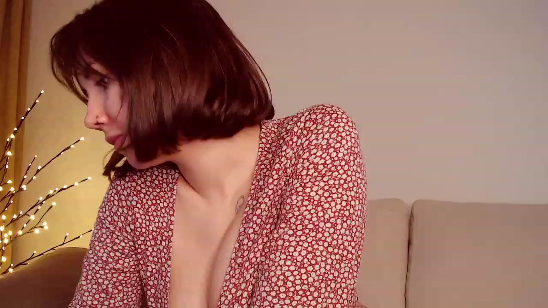 Gallery image thumbnail from Danielladan's myfreecams stream on, 04/06/2023, 11:53 image 14 of 20