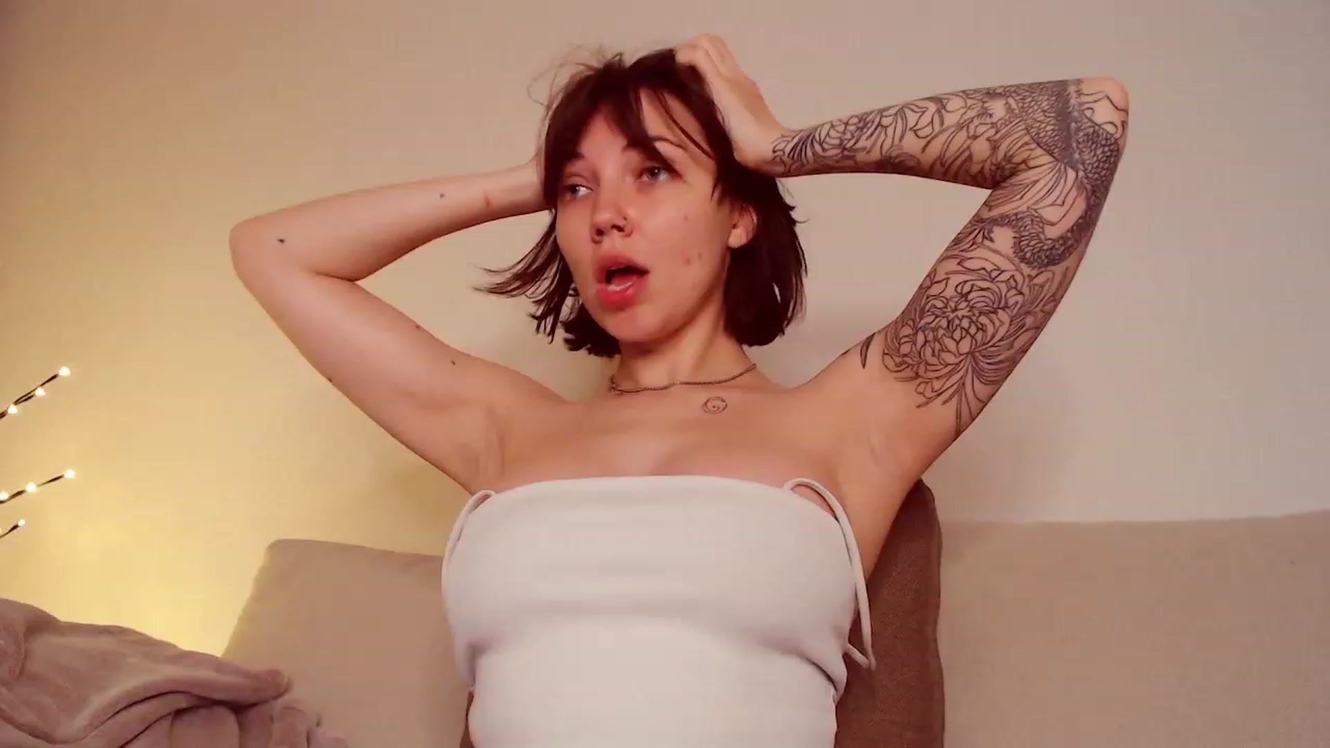 Gallery image thumbnail from Danielladan's myfreecams stream on, 04/08/2023, 13:36 image 4 of 20