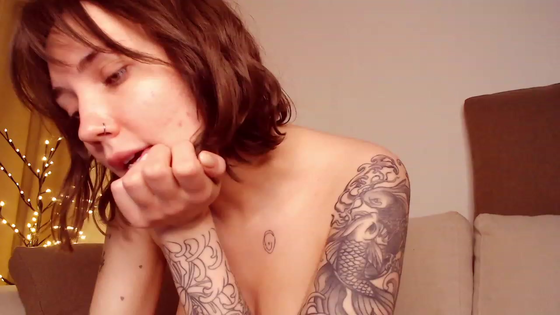 Gallery image thumbnail from Danielladan's myfreecams stream on, 04/21/2023, 09:49 image 2 of 20
