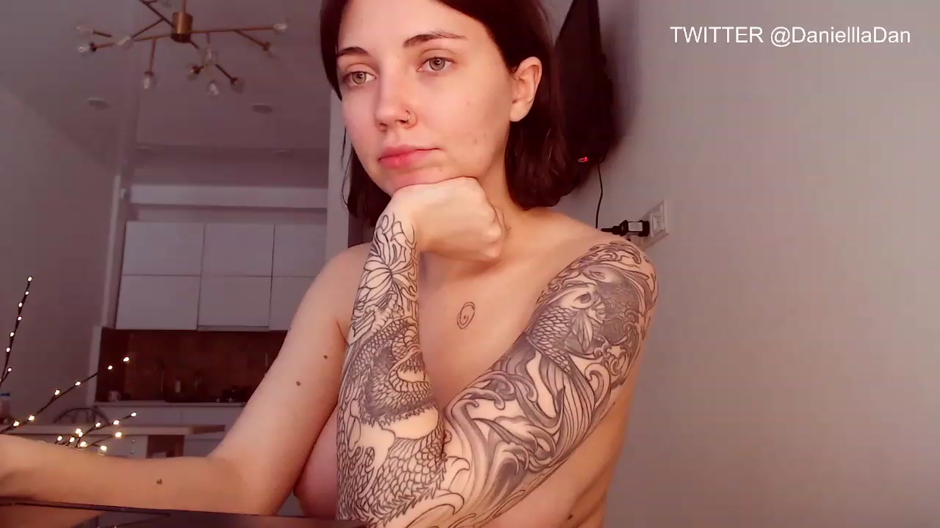 Gallery image thumbnail from Danielladan's myfreecams stream on, 05/09/2023, 08:57 image 18 of 20