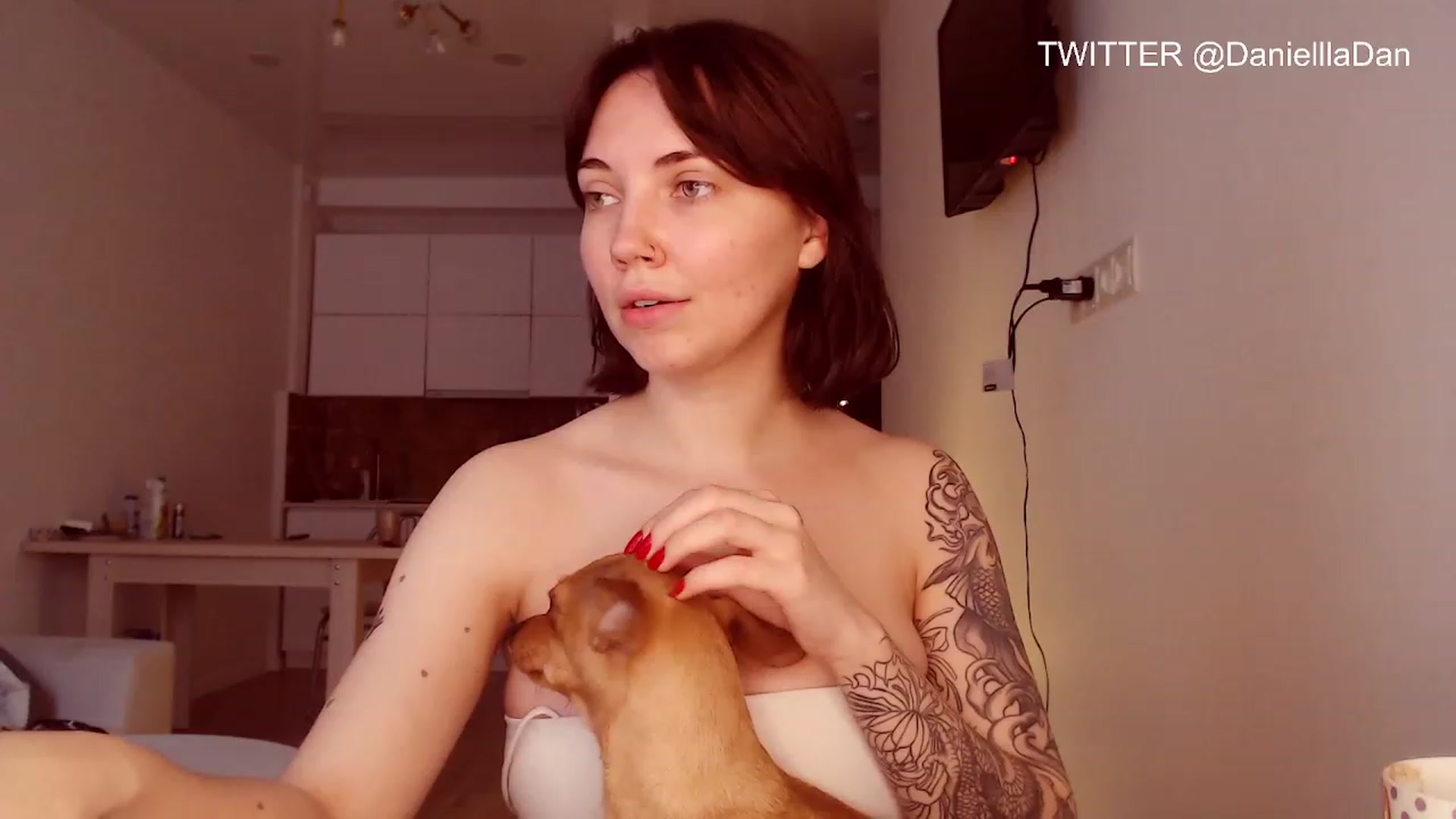 Gallery image thumbnail from Danielladan's myfreecams stream on, 05/14/2023, 09:39 image 1 of 20