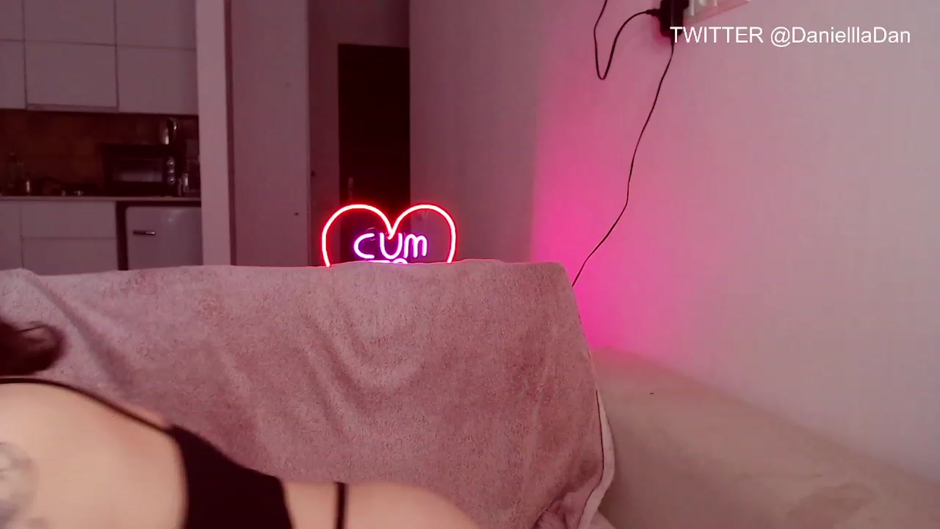 Gallery image thumbnail from Danielladan's myfreecams stream on, 05/24/2023, 14:55 image 6 of 20