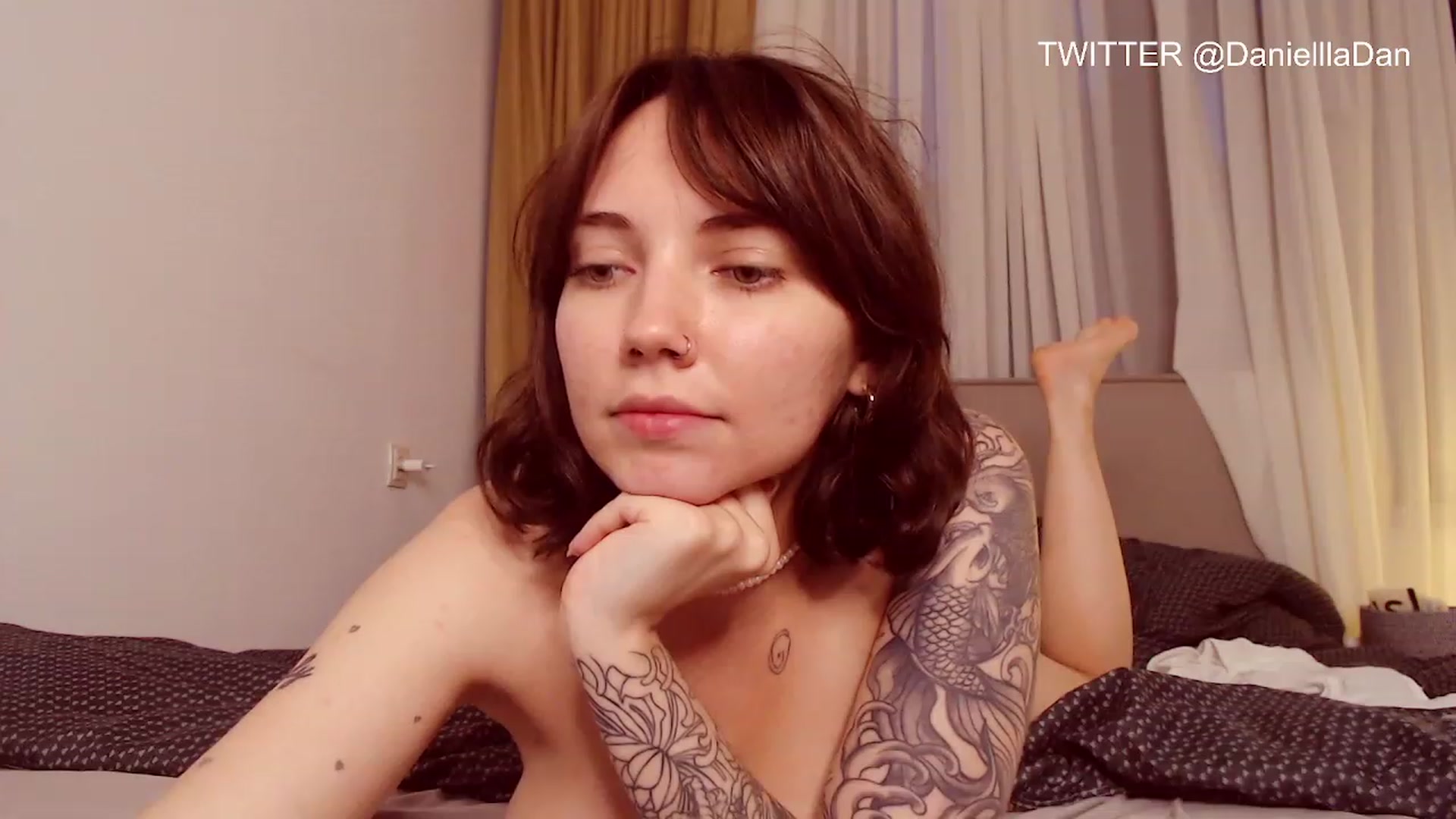 Gallery image thumbnail from Danielladan's myfreecams stream on, 06/05/2023, 18:41 image 7 of 20