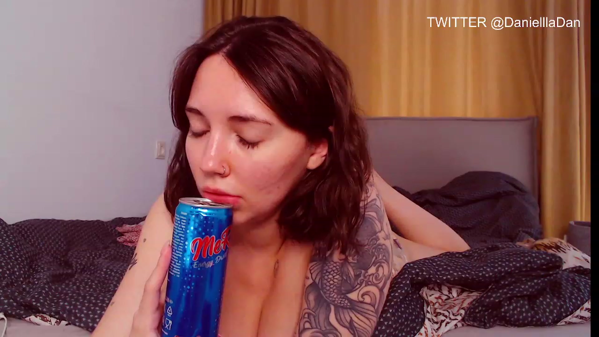 Gallery image thumbnail from Danielladan's myfreecams stream on, 06/10/2023, 12:14 image 20 of 20