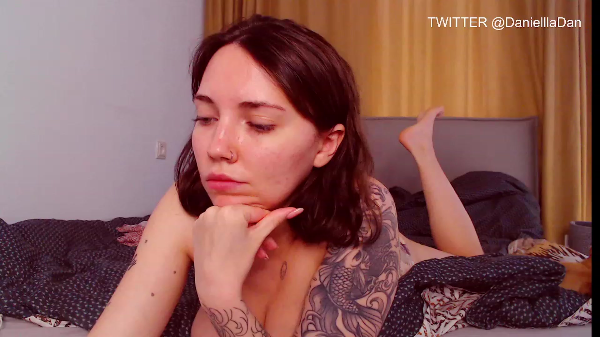 Gallery image thumbnail from Danielladan's myfreecams stream on, 06/10/2023, 12:14 image 13 of 20