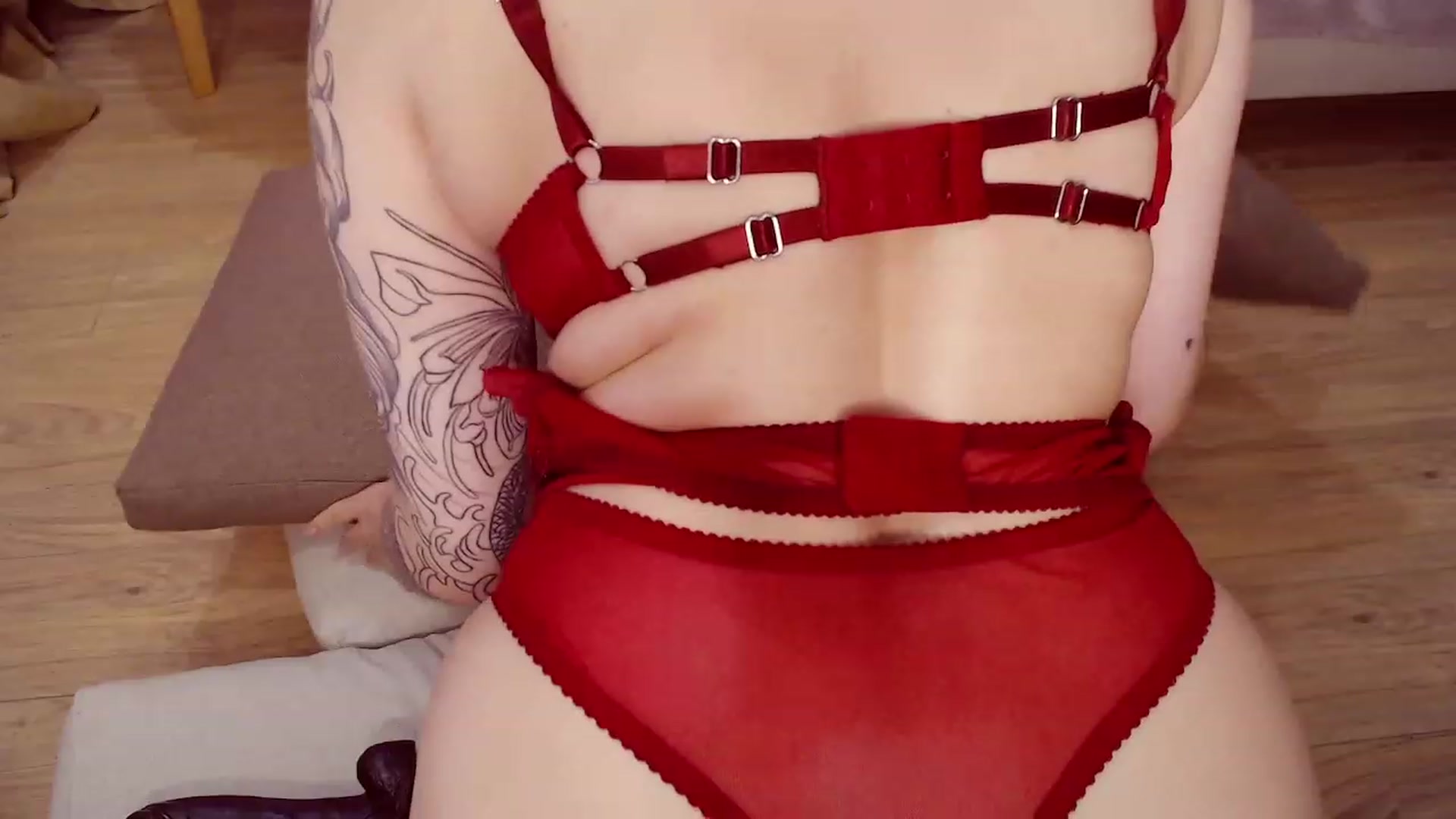 Gallery image thumbnail from Danielladan's myfreecams stream on, 06/14/2023, 17:06 image 17 of 20