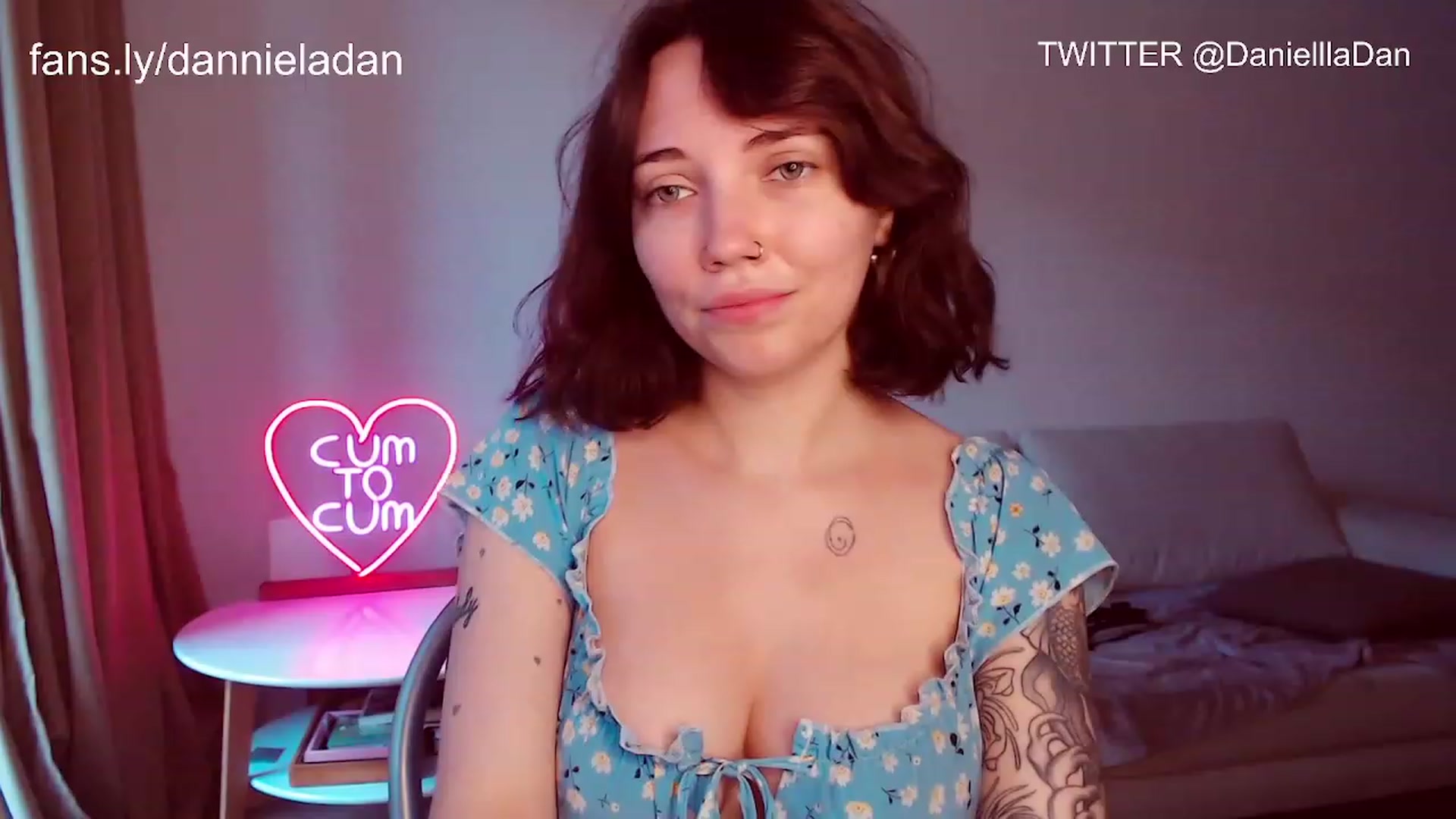 Gallery image thumbnail from Danielladan's myfreecams stream on, 06/17/2023, 15:52 image 4 of 20