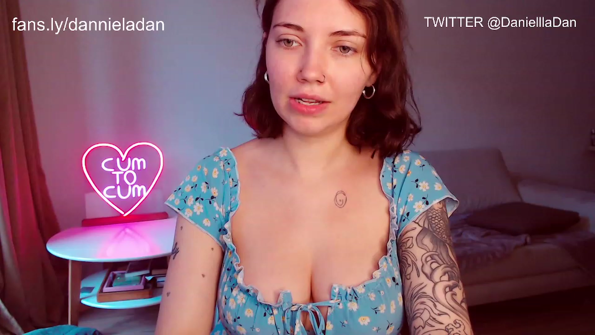 Gallery image thumbnail from Danielladan's myfreecams stream on, 06/17/2023, 15:52 image 10 of 20