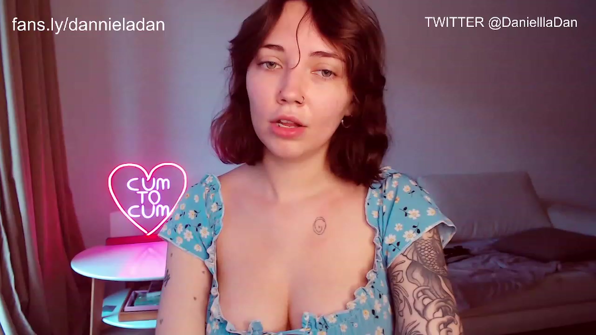 Gallery image thumbnail from Danielladan's myfreecams stream on, 06/17/2023, 15:52 image 6 of 20
