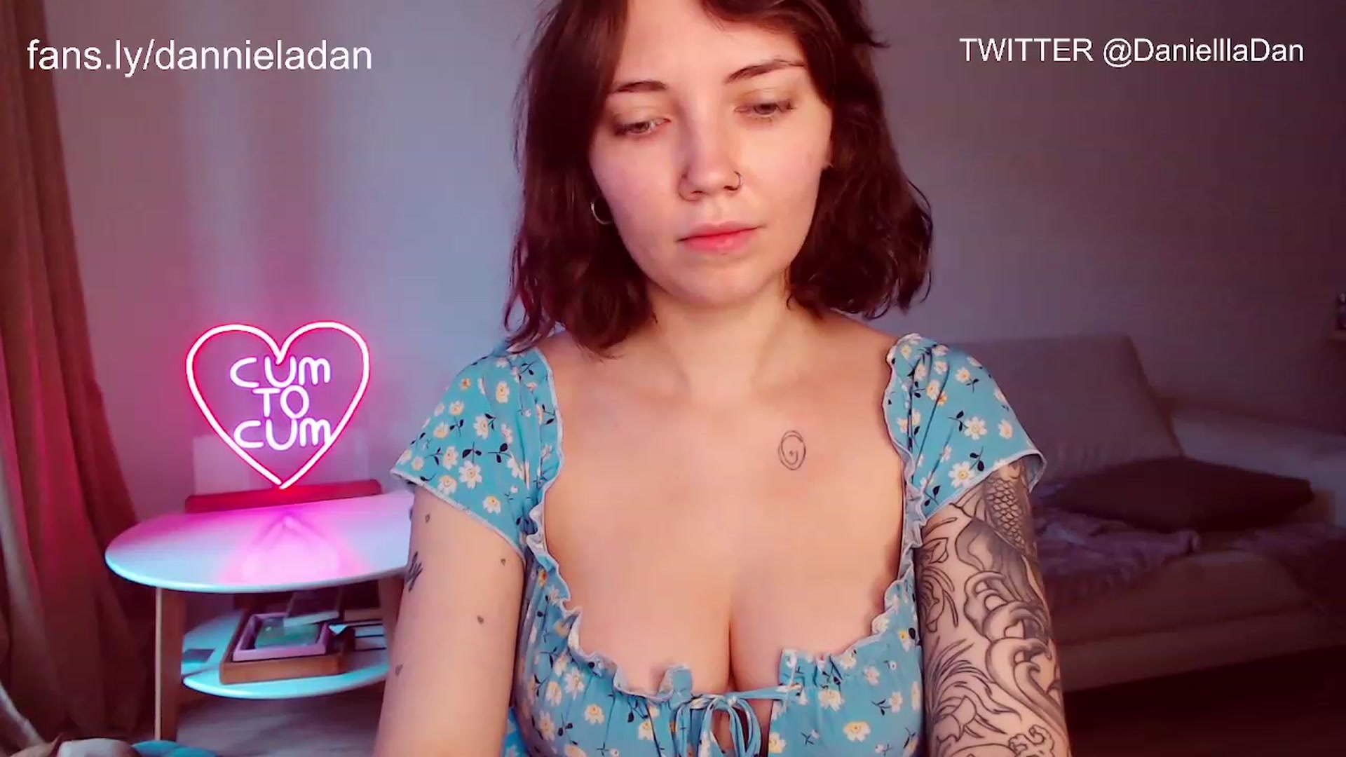 Gallery image thumbnail from Danielladan's myfreecams stream on, 06/17/2023, 15:52 image 11 of 20