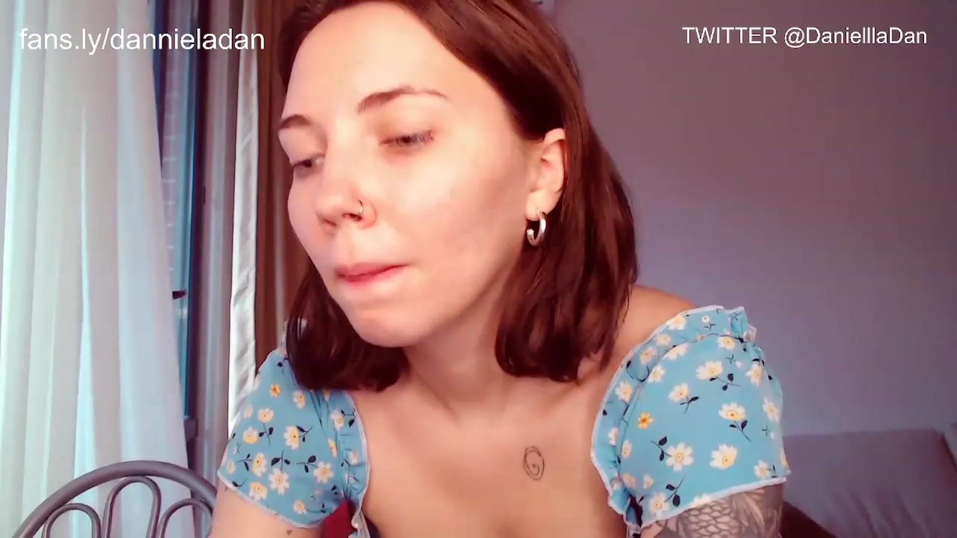 Gallery image thumbnail from Danielladan's myfreecams stream on, 06/19/2023, 14:37 image 17 of 20
