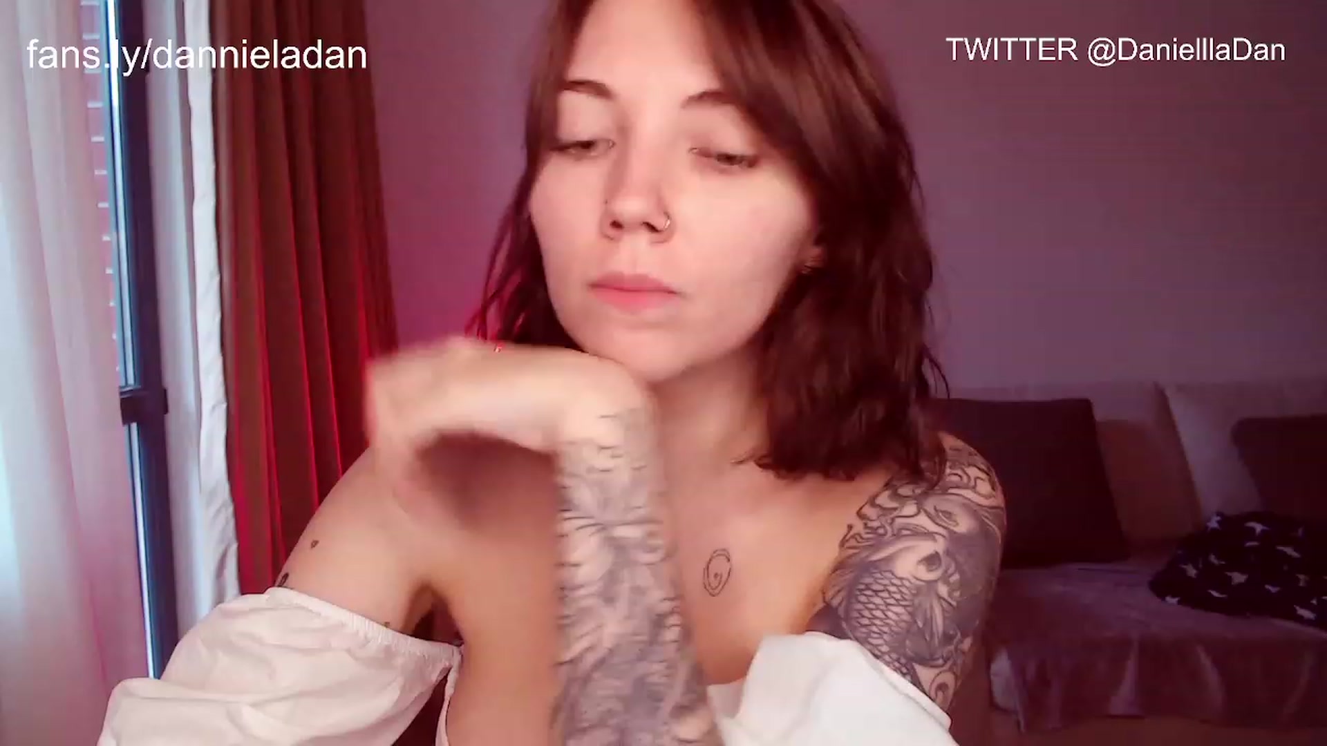 Gallery image thumbnail from Danielladan's myfreecams stream on, 06/21/2023, 16:08 image 5 of 20