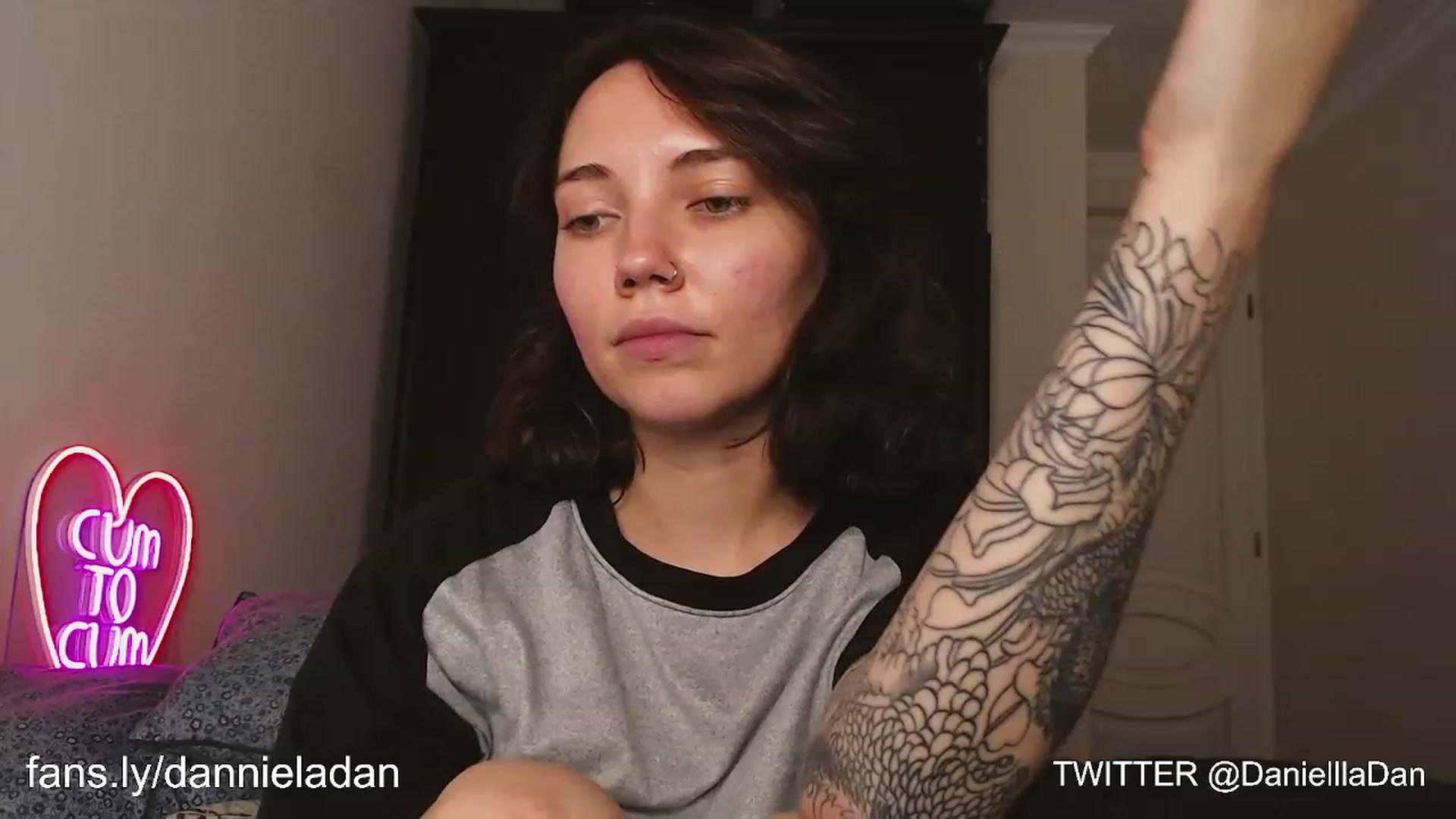 Gallery image thumbnail from Danielladan's myfreecams stream on, 06/29/2023, 17:24 image 18 of 20