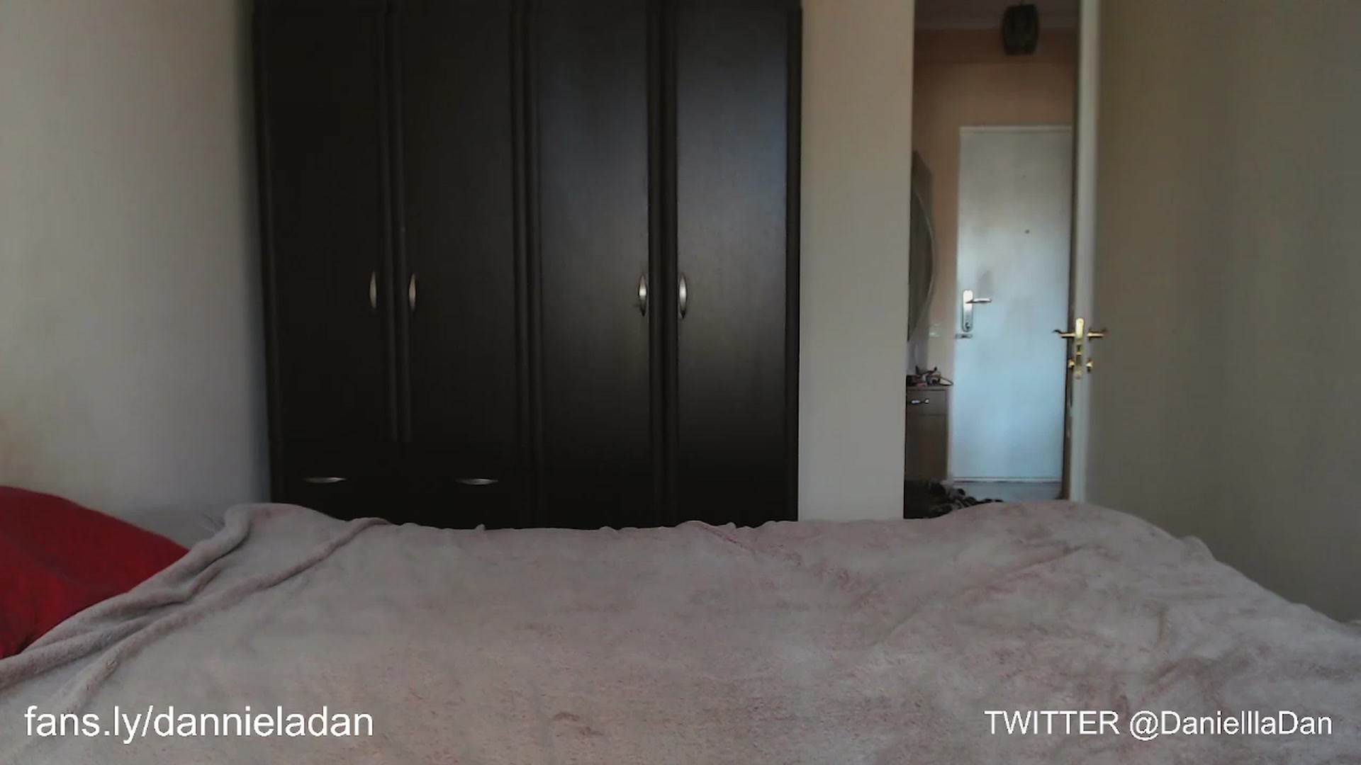 Gallery image thumbnail from Danielladan's myfreecams stream on, 07/10/2023, 15:16 image 8 of 20