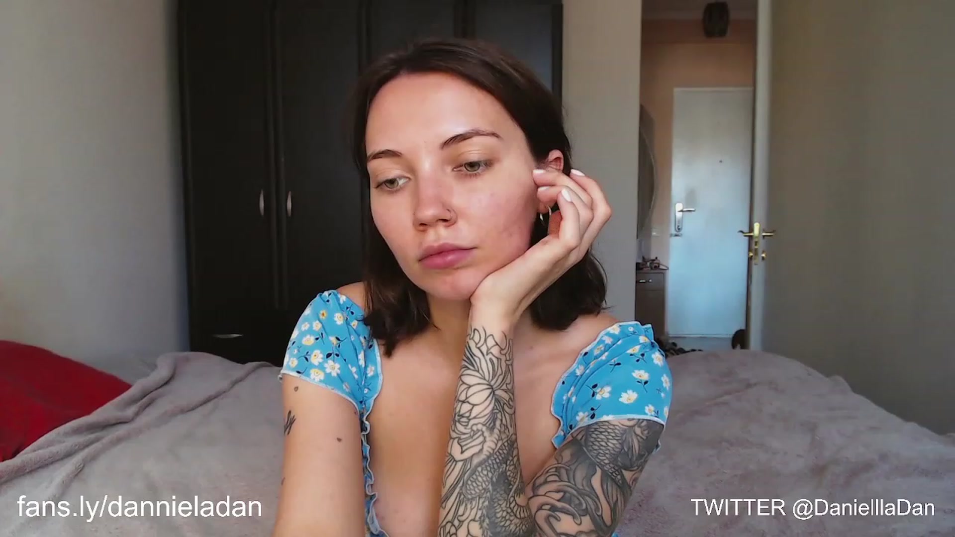 Gallery image thumbnail from Danielladan's myfreecams stream on, 07/10/2023, 15:16 image 5 of 20