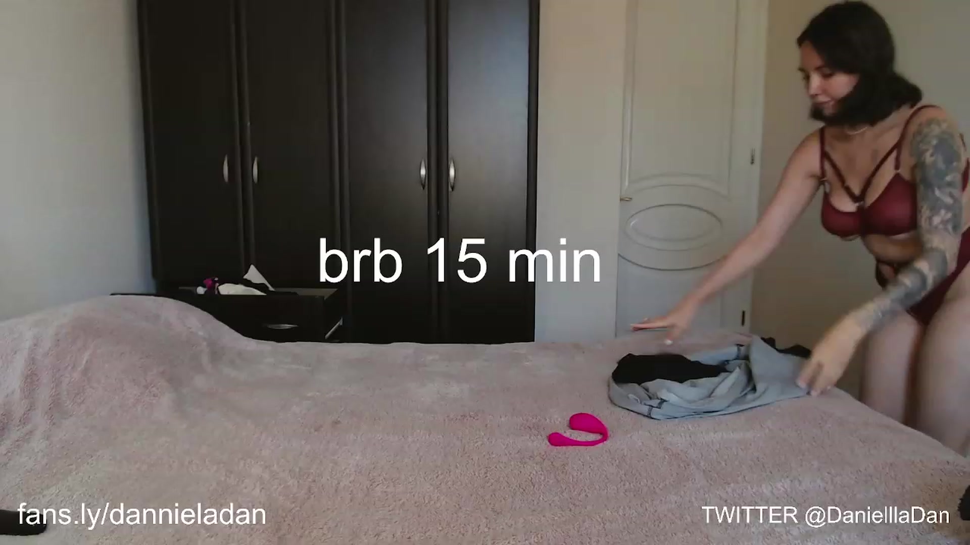 Gallery image thumbnail from Danielladan's myfreecams stream on, 07/12/2023, 12:37 image 17 of 20
