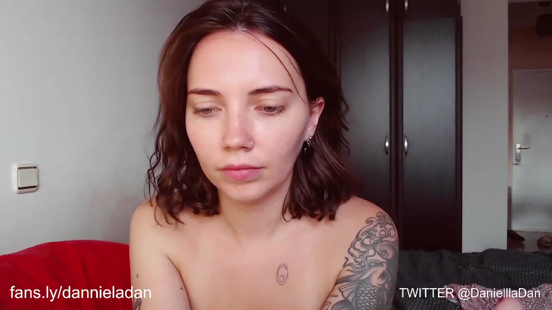 Gallery image thumbnail from Danielladan's myfreecams stream on, 07/27/2023, 15:19 image 1 of 20